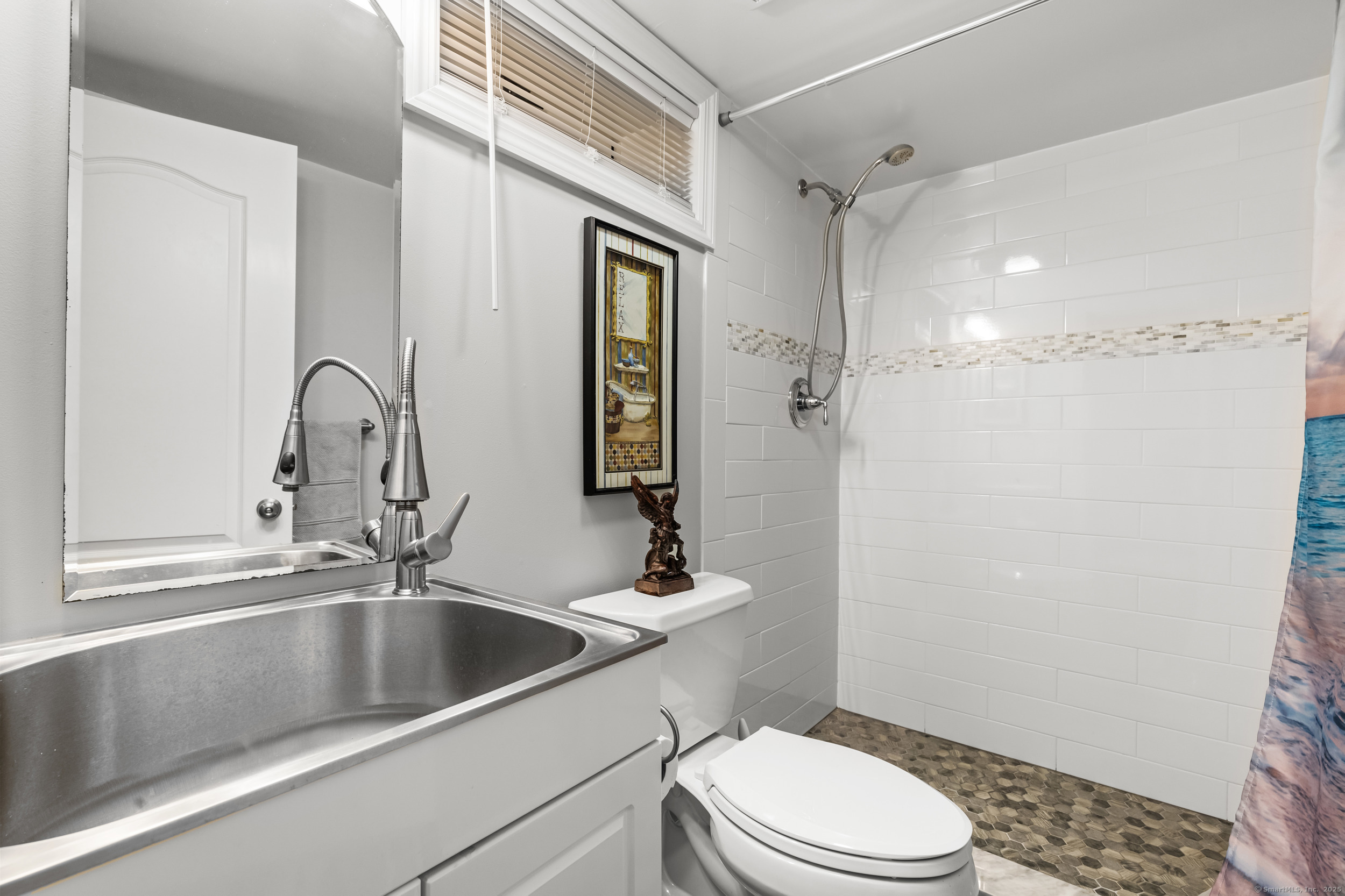 52 Sachem Place
