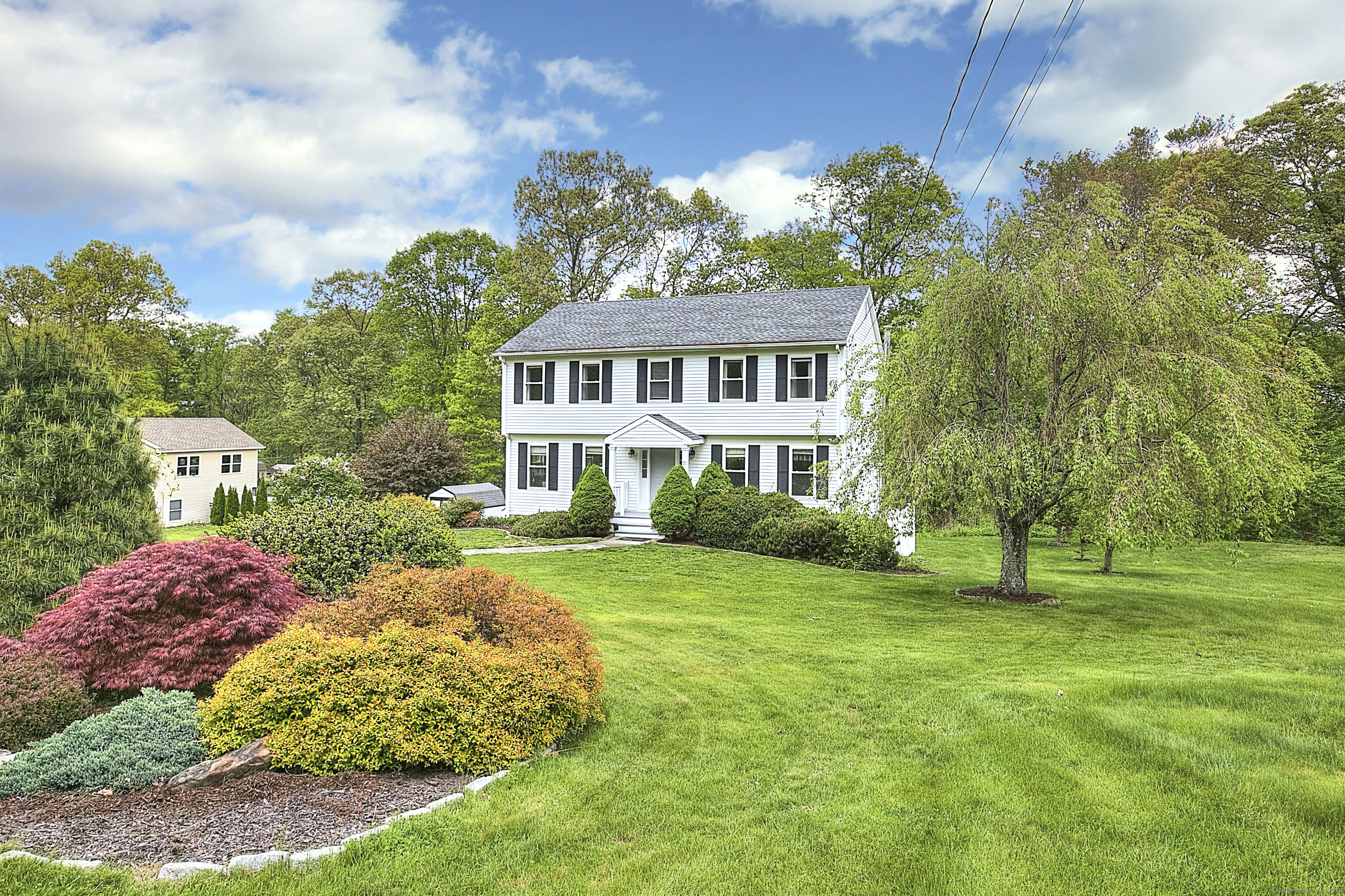 23 Davis Road