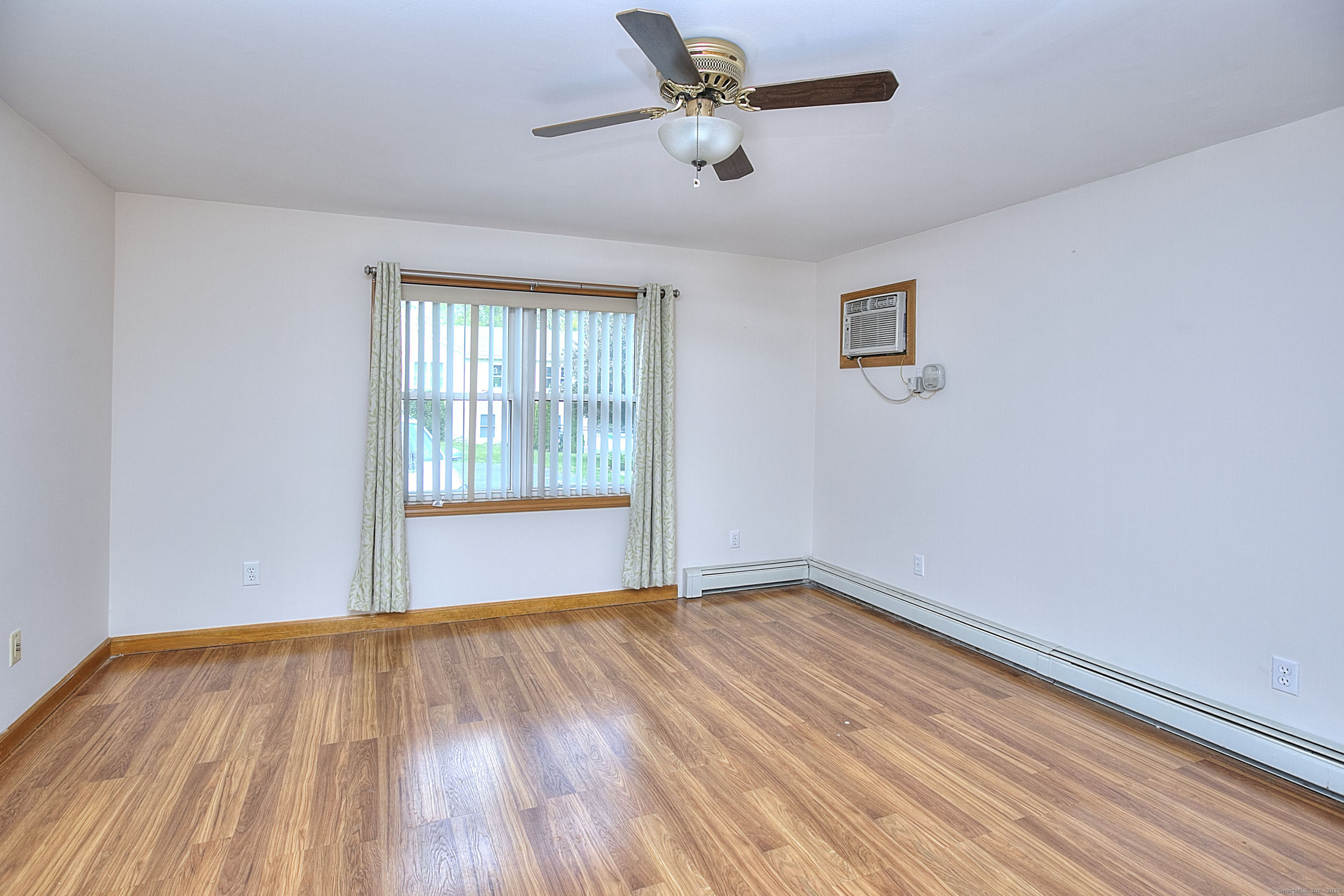 23 Davis Road