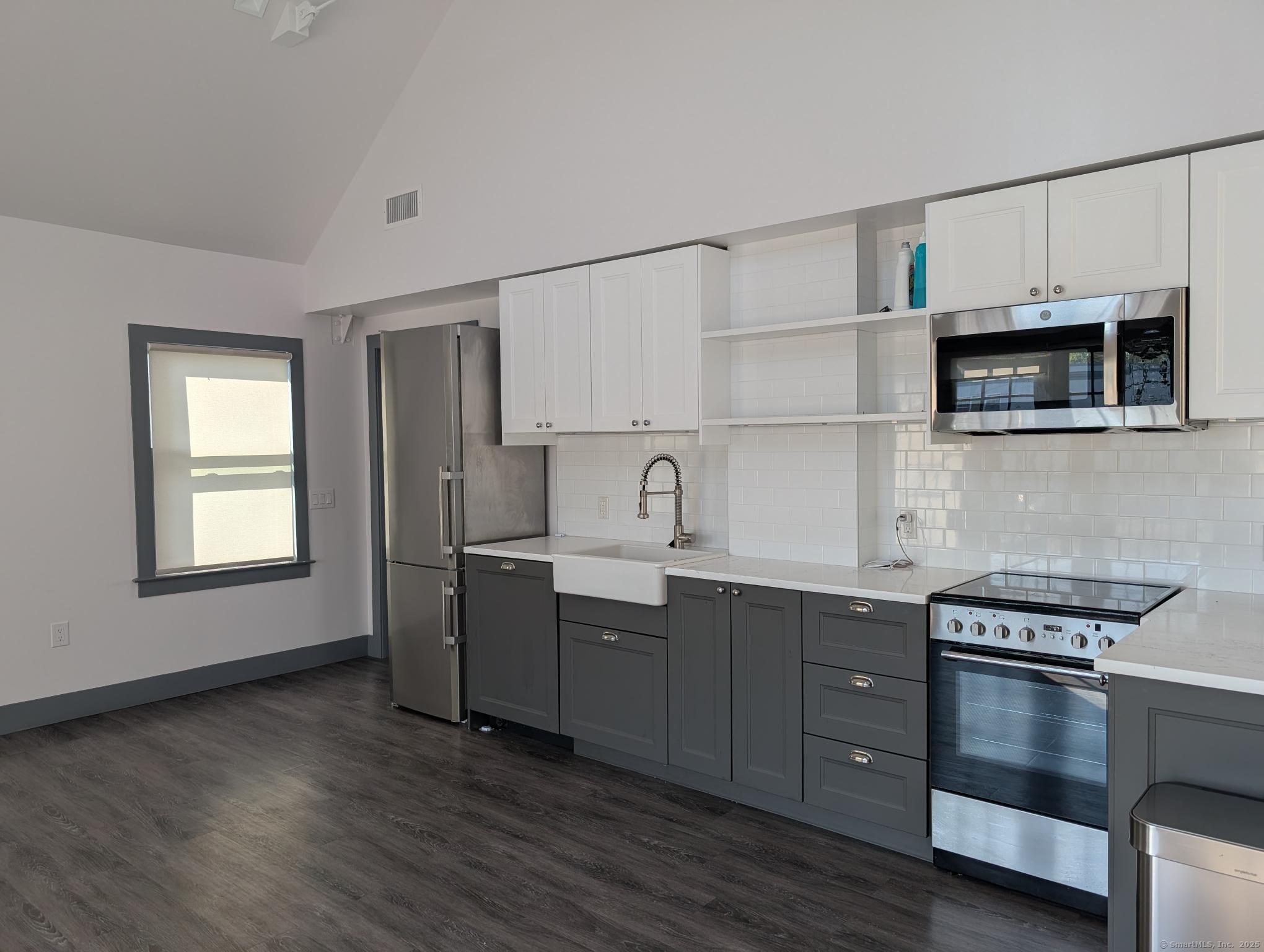 141 Main Street Upper floor