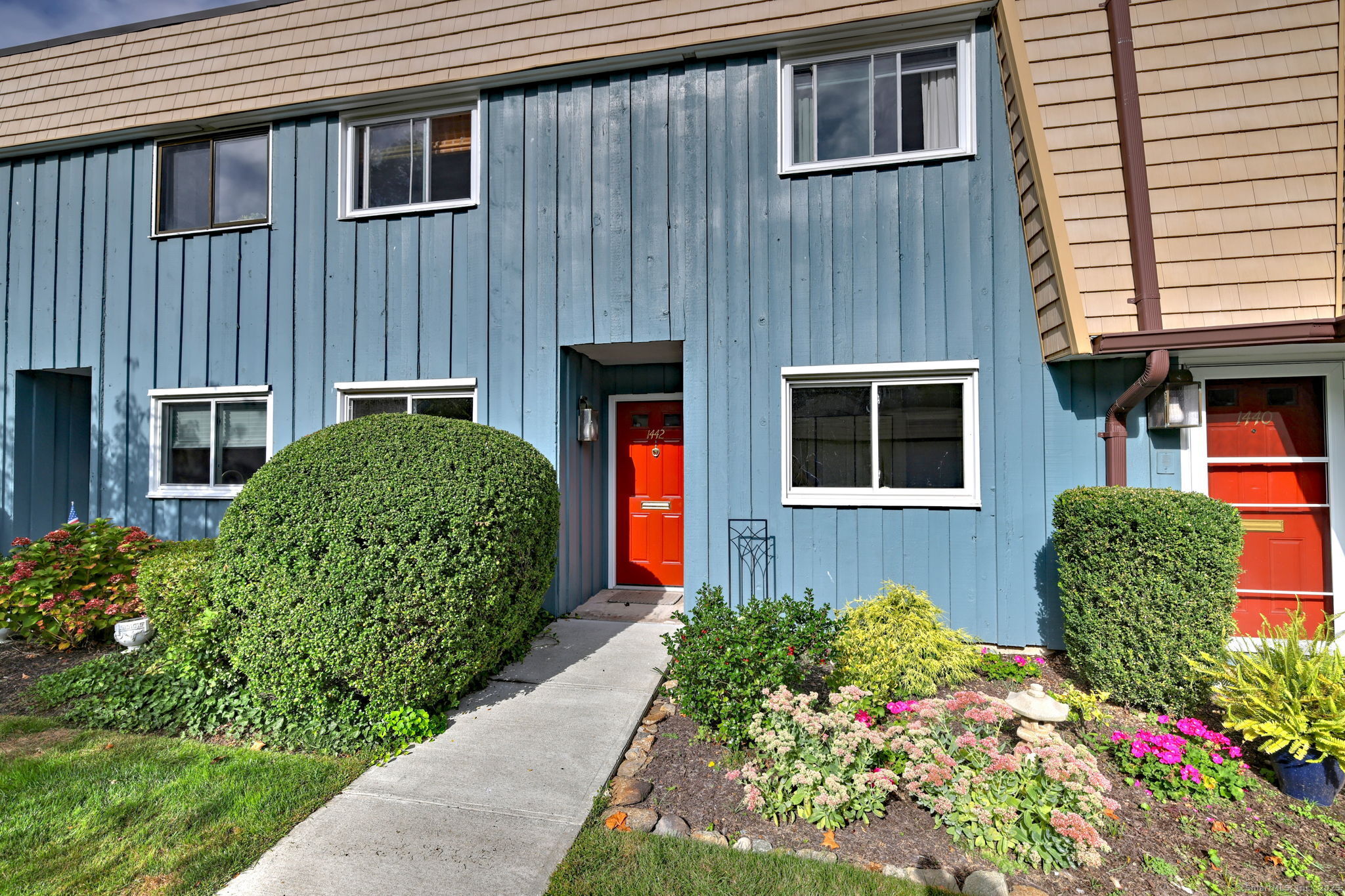 1442 Melville Avenue Unit: 1442