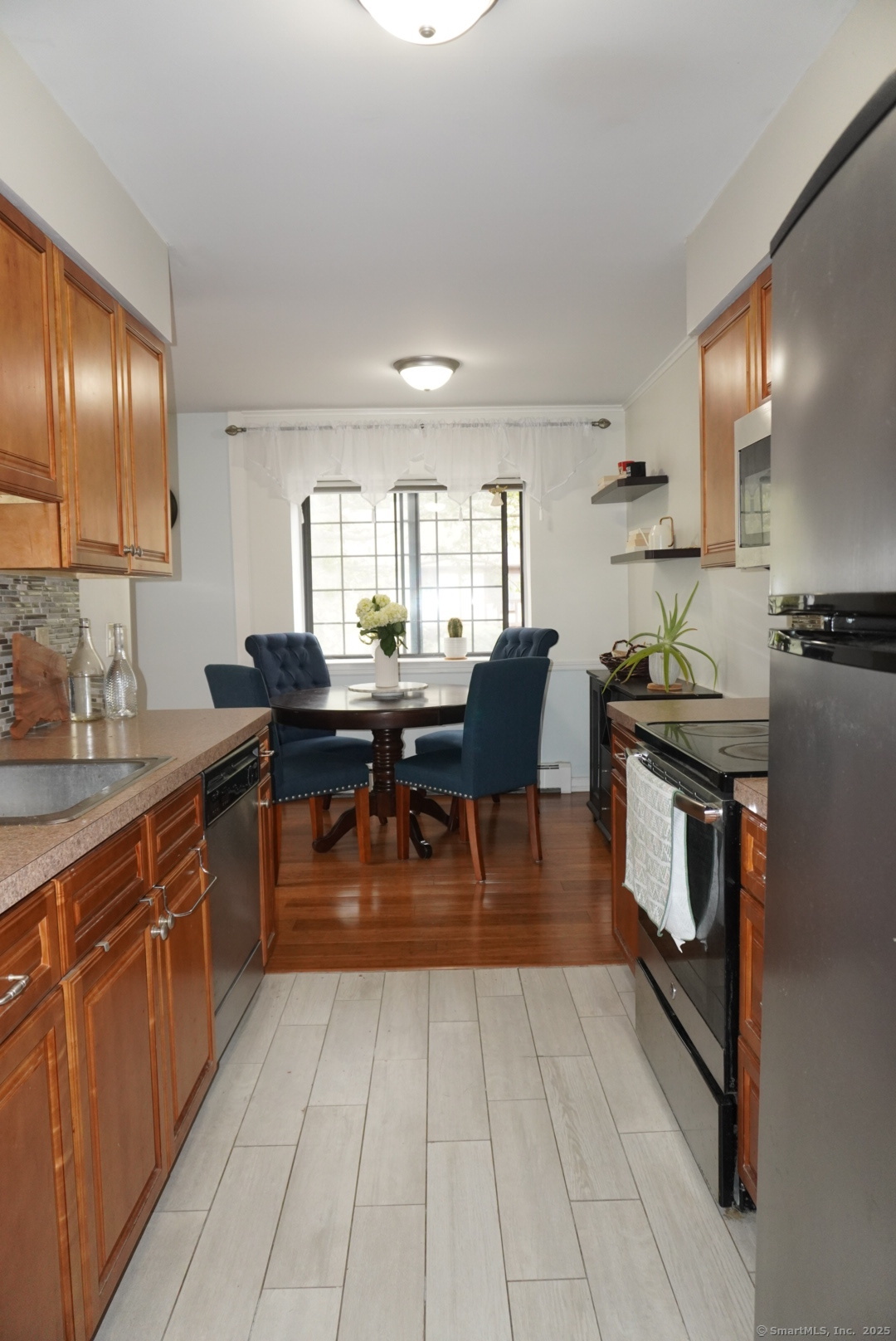 450 Swanson Crescent 450