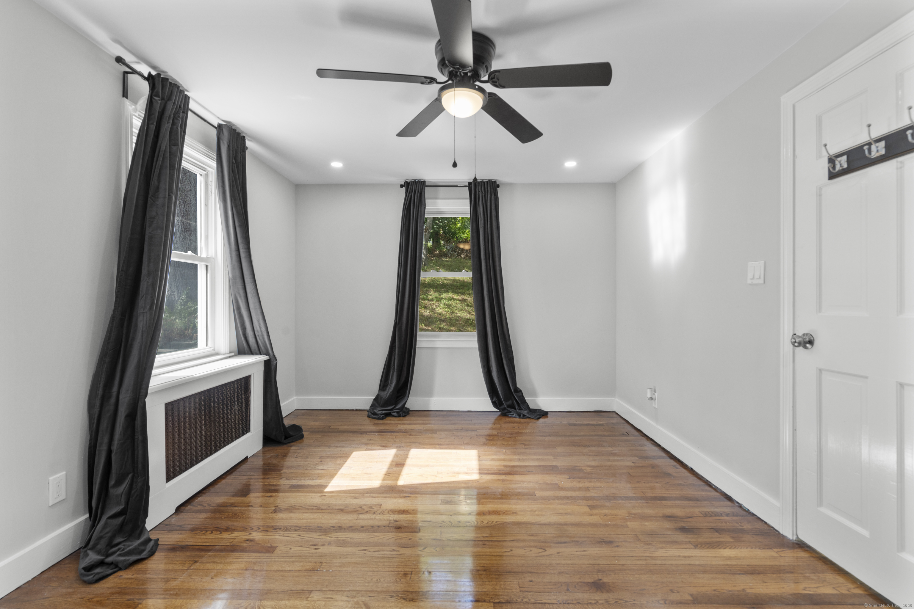 293 New Hanover Avenue