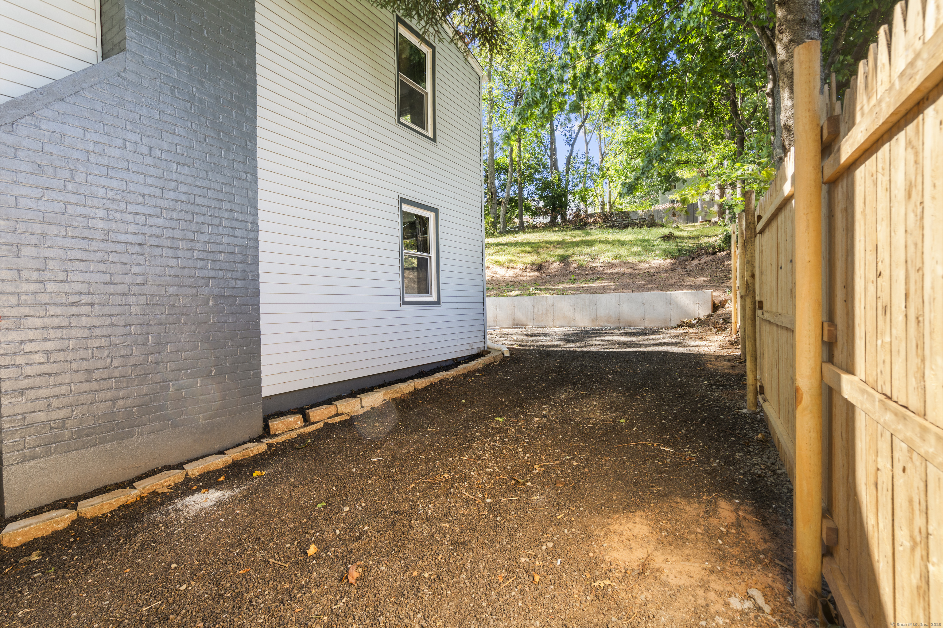 293 New Hanover Avenue
