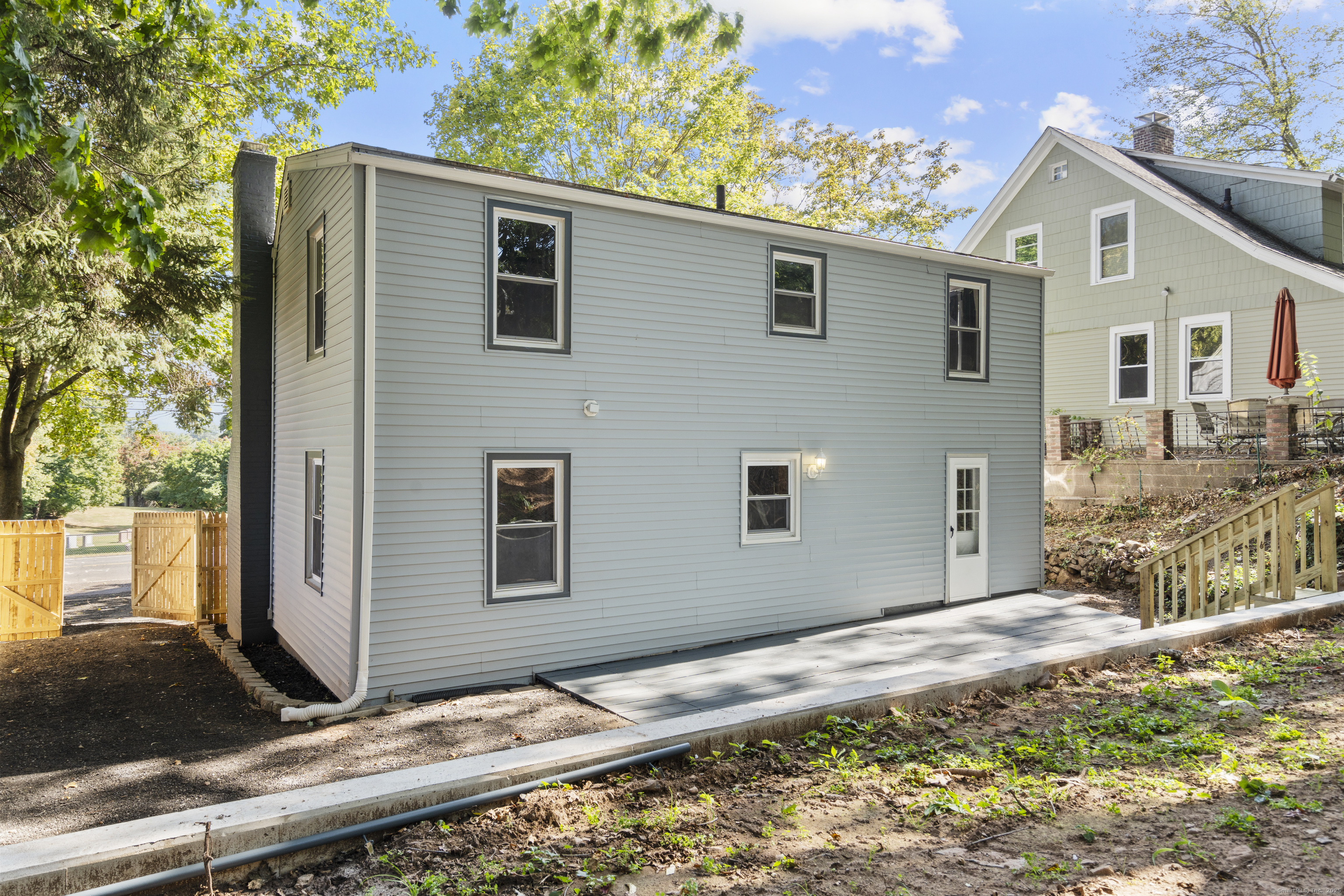 293 New Hanover Avenue