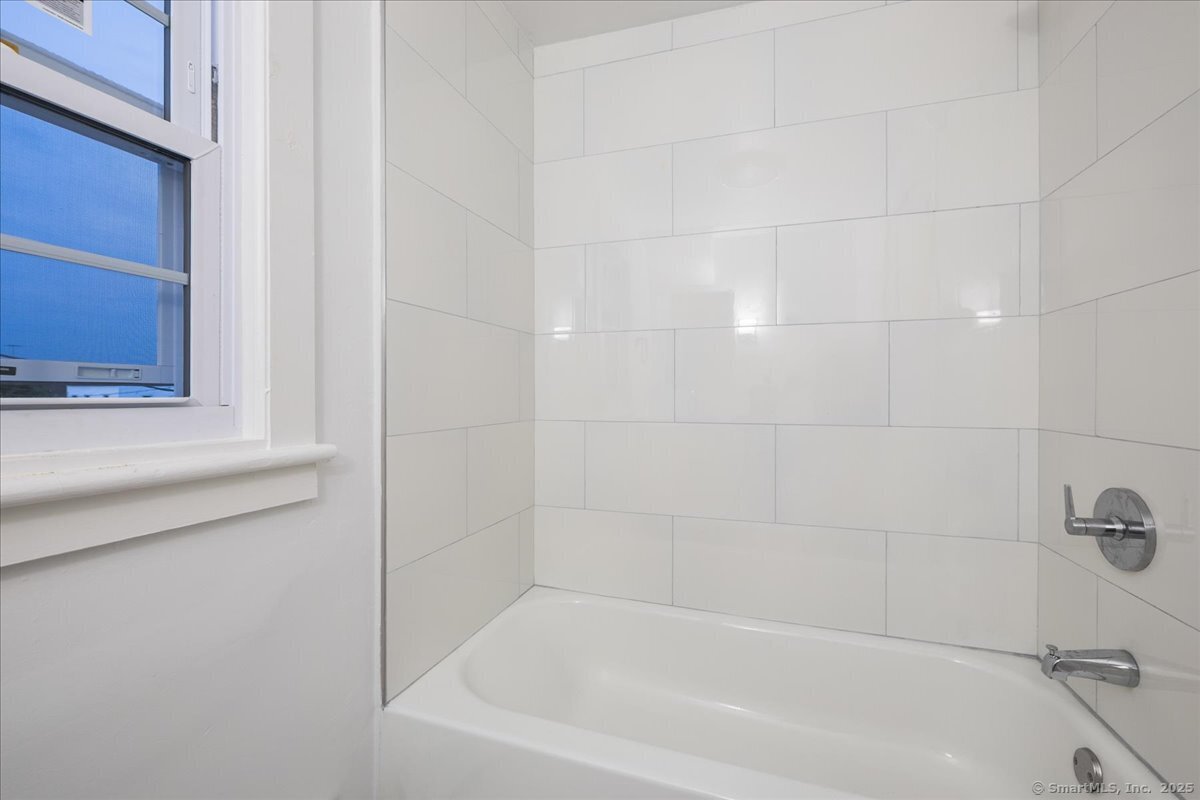 85 Avery Street 2