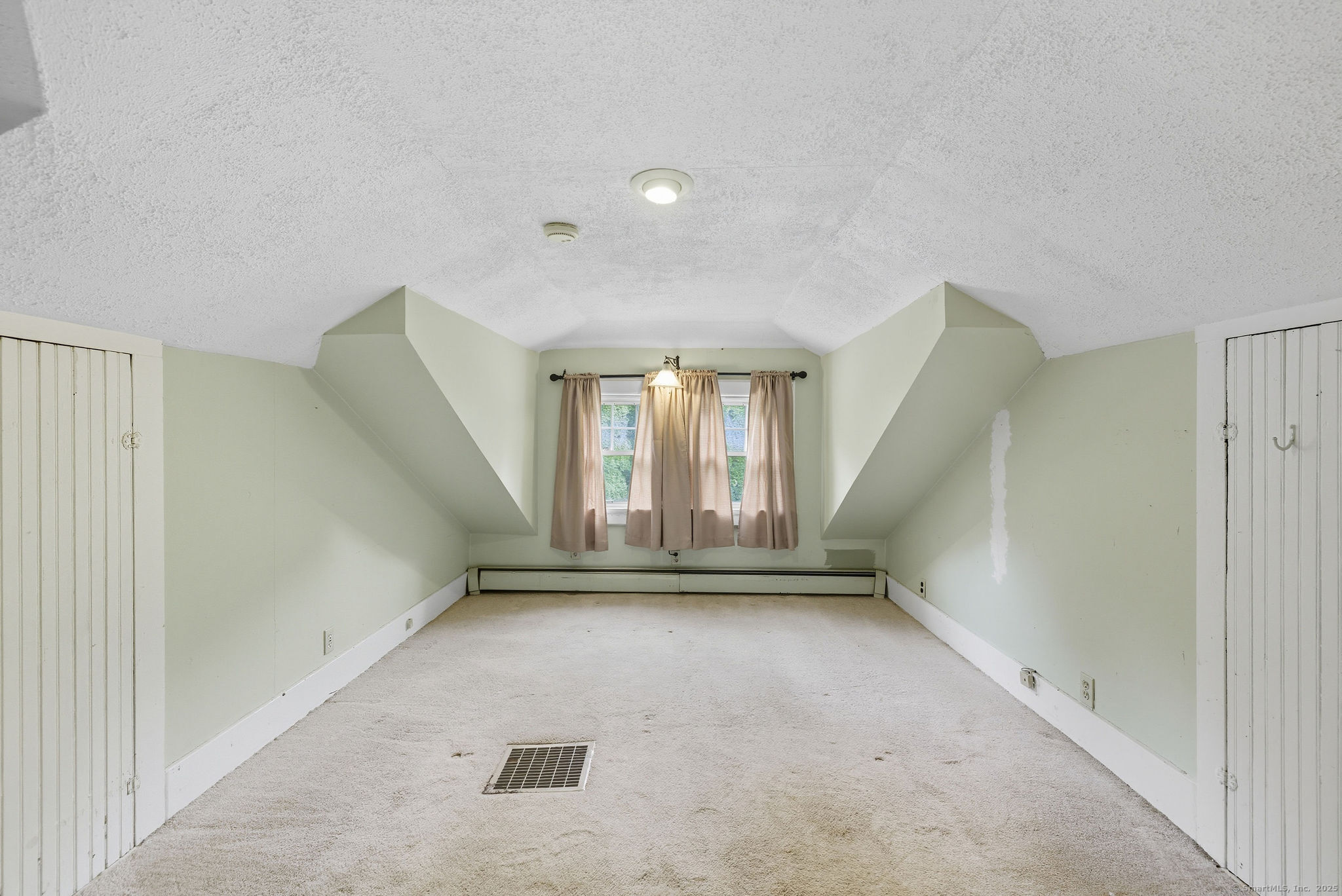 9 Riverview Court