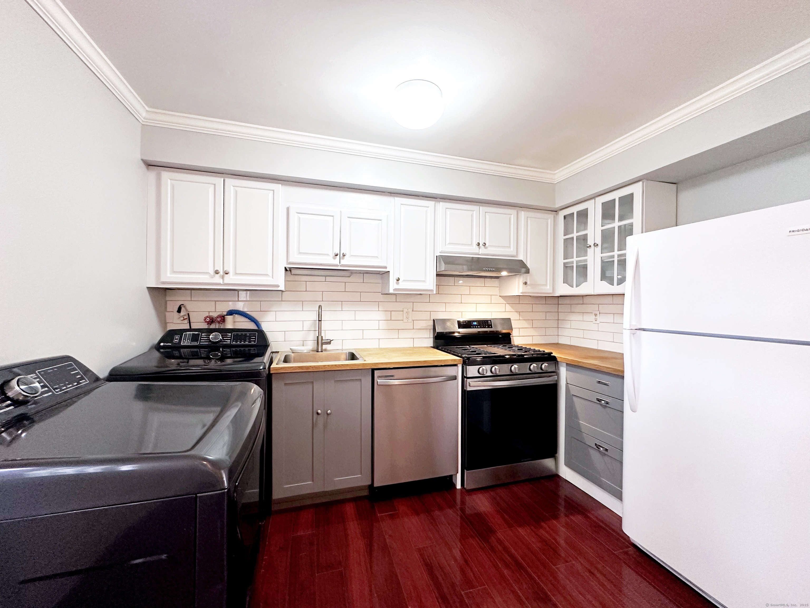 245 Sunnyridge Avenue APT 52