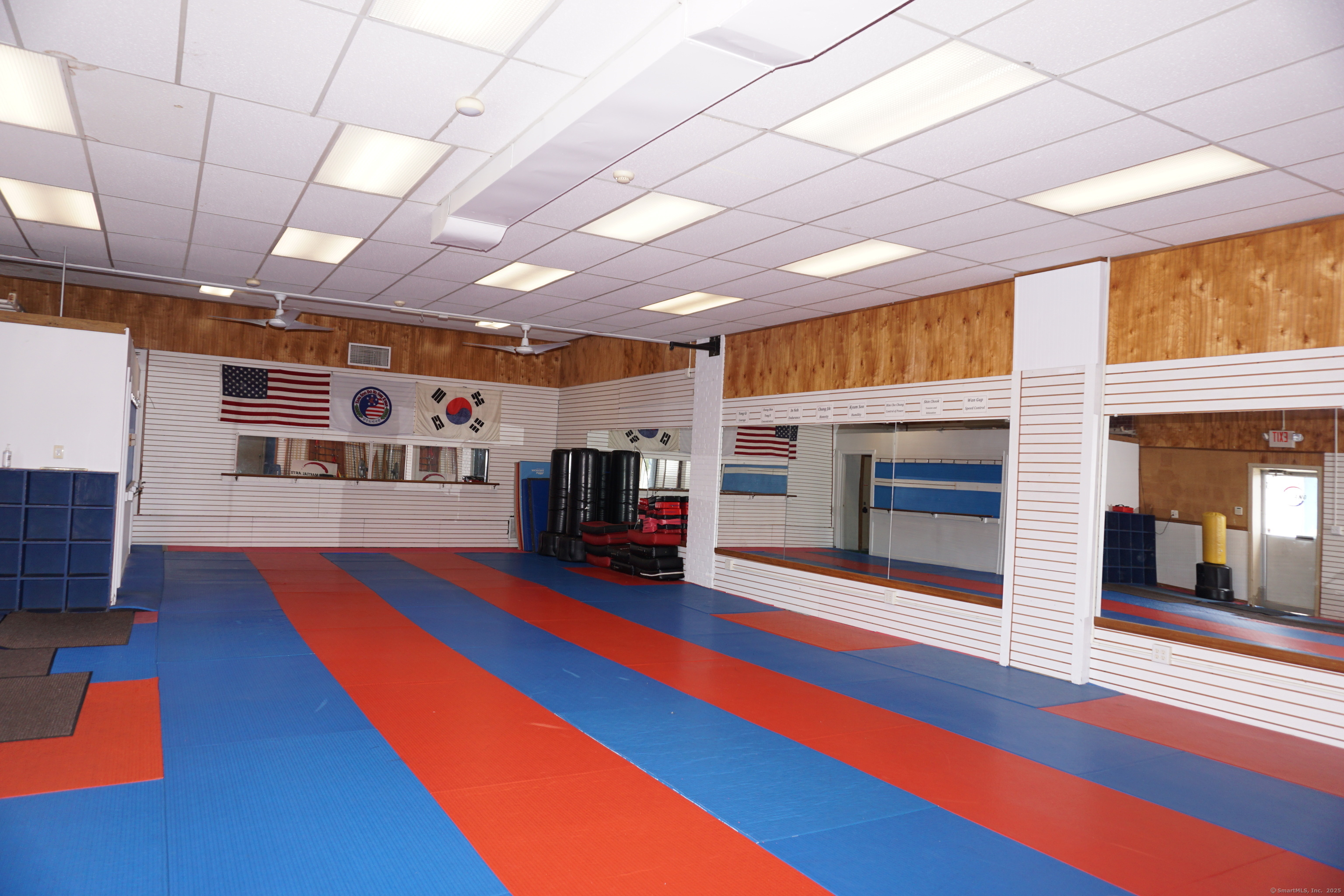 379 Shippan Avenue 1