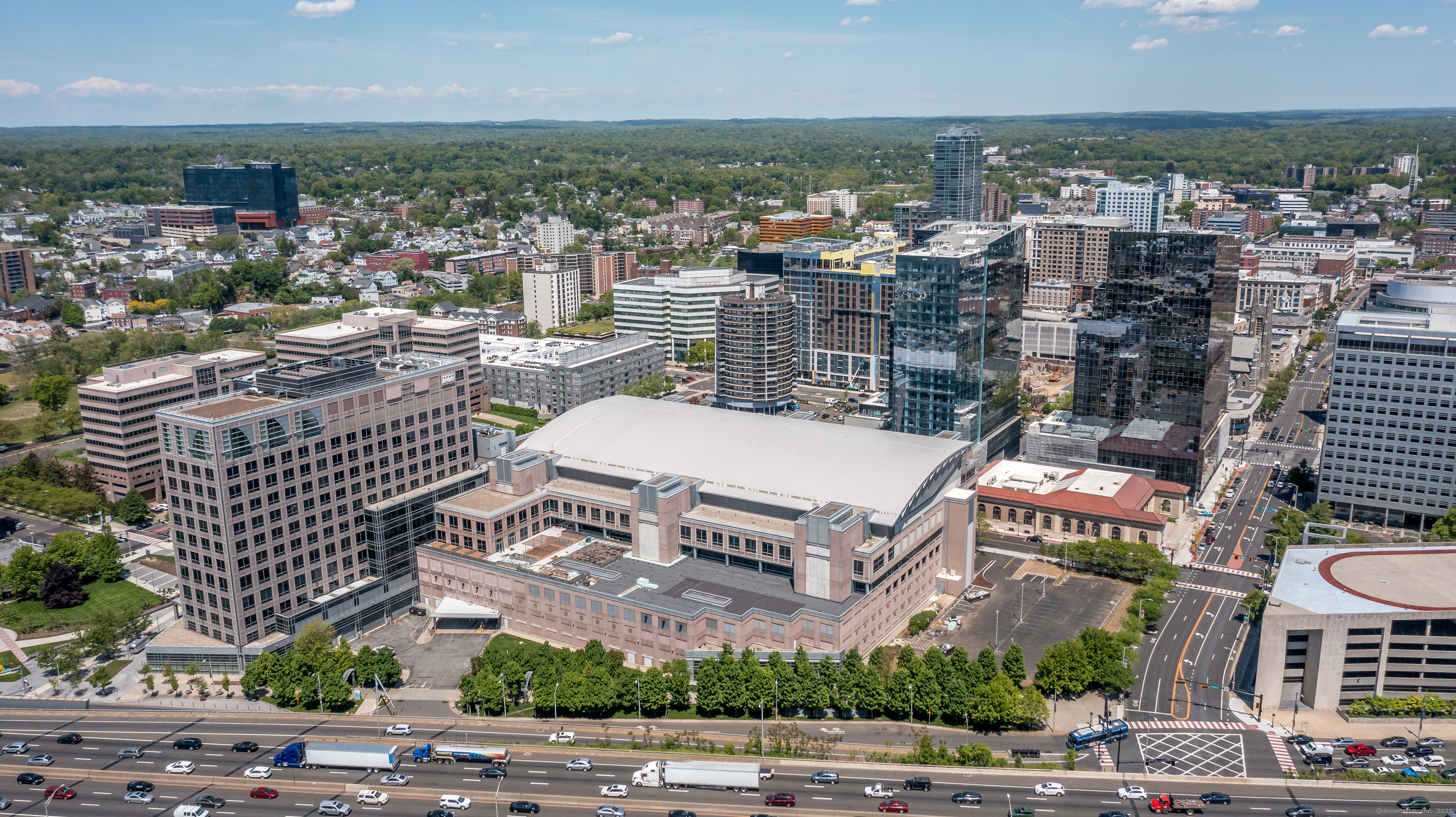 1086 Long Ridge Road Left