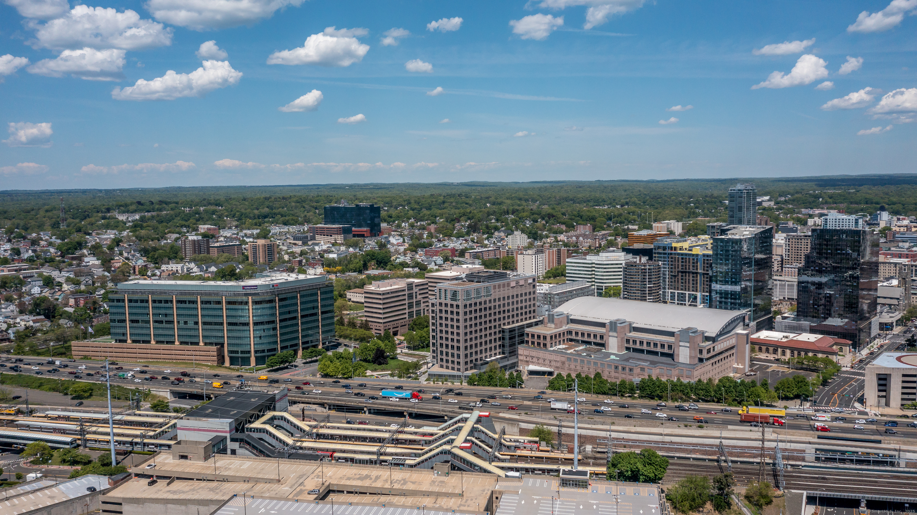 1086 Long Ridge Road Left