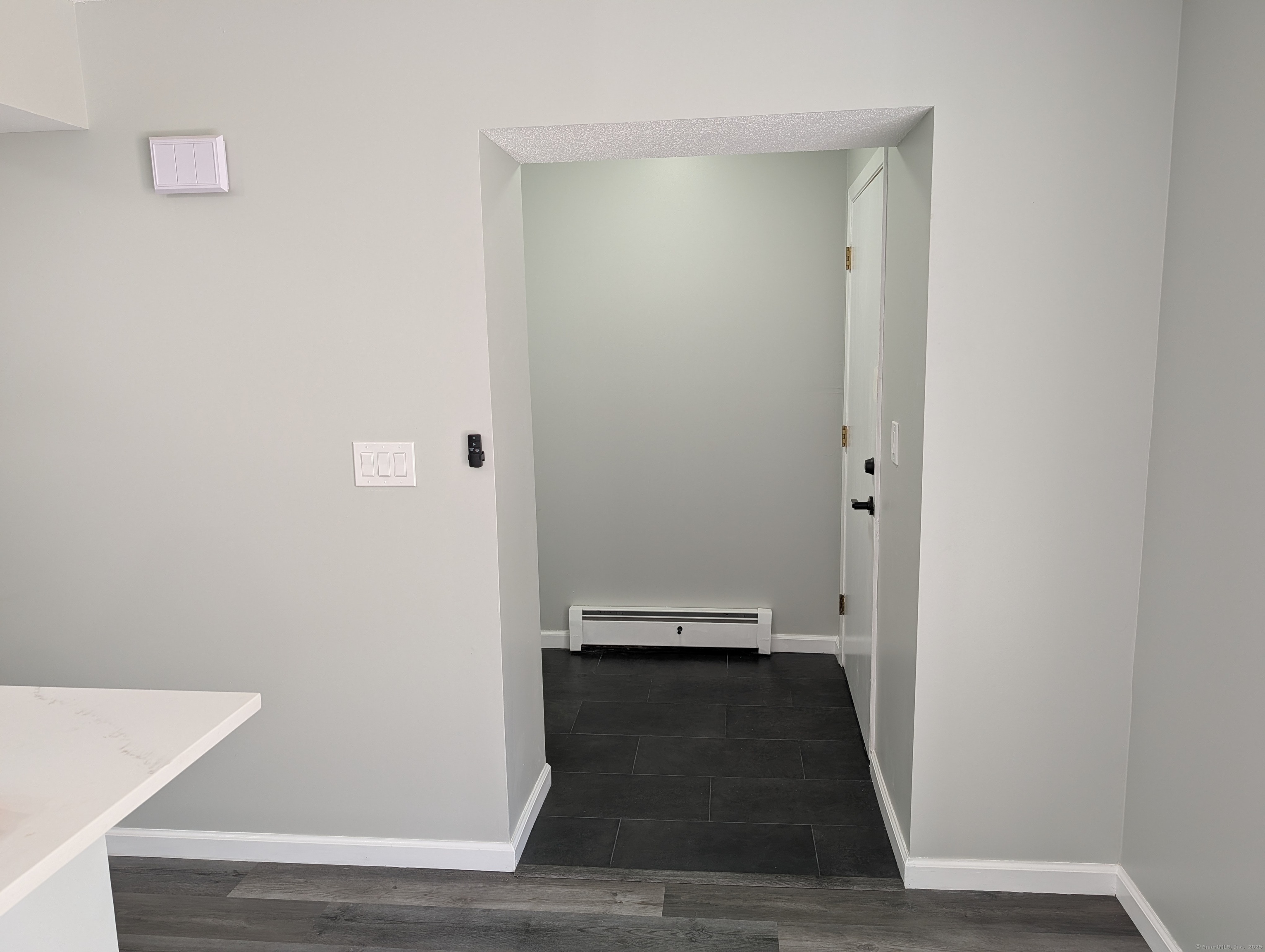 226 Laurel Street APT 4