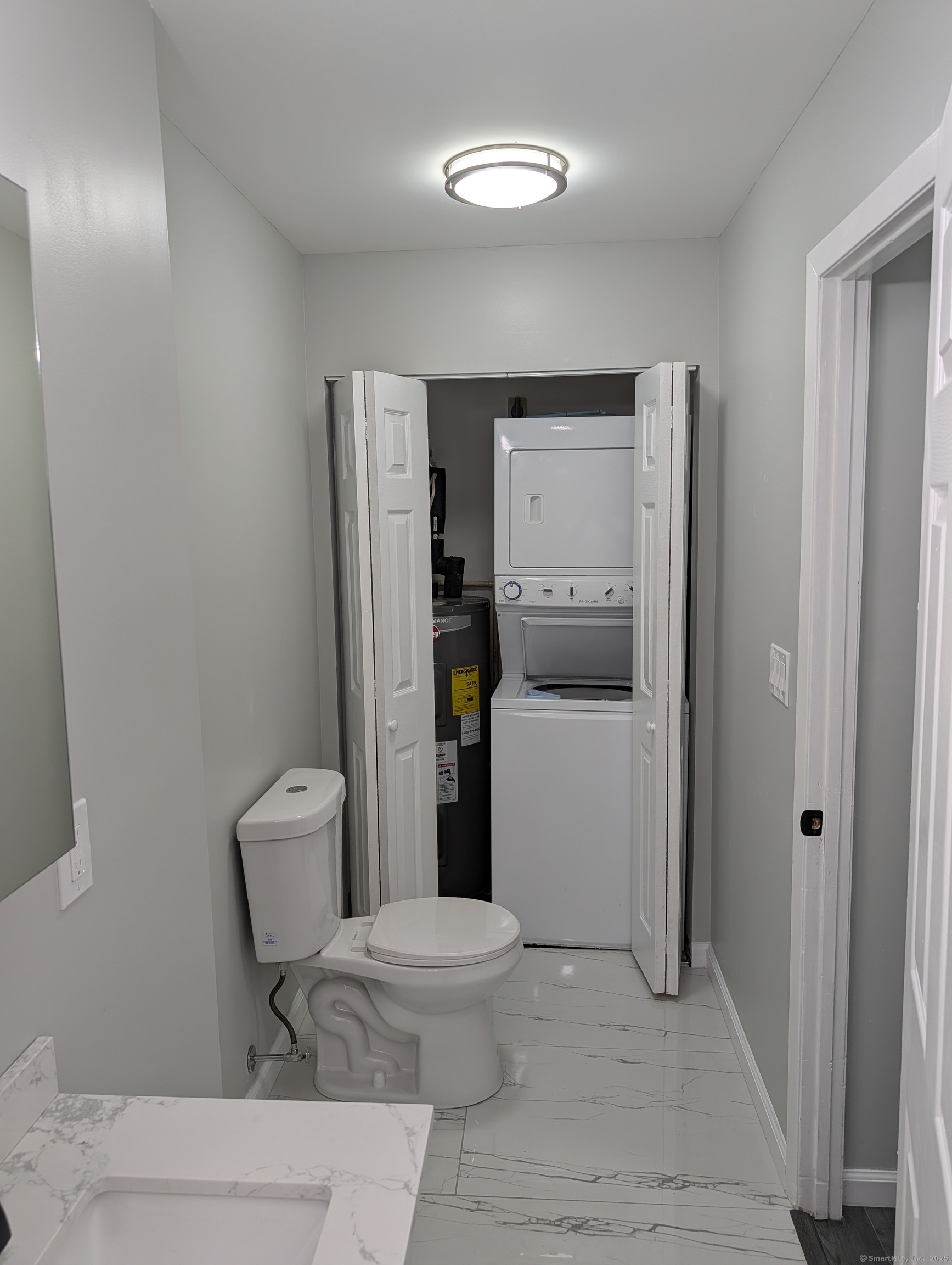 226 Laurel Street APT 4