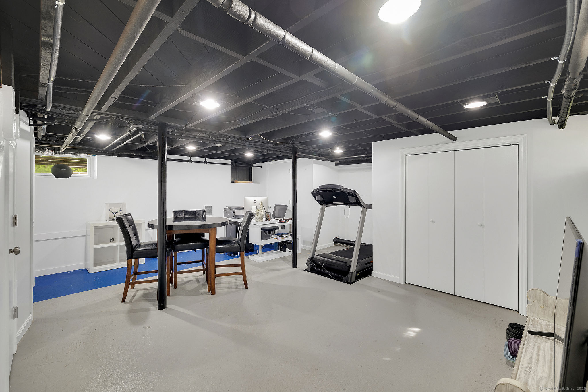 27 Willowbrook Place