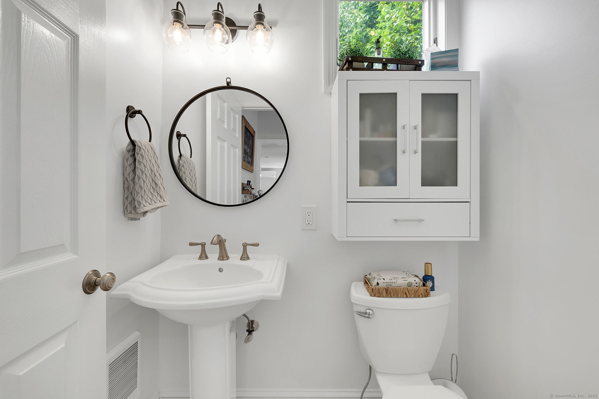 27 Willowbrook Place