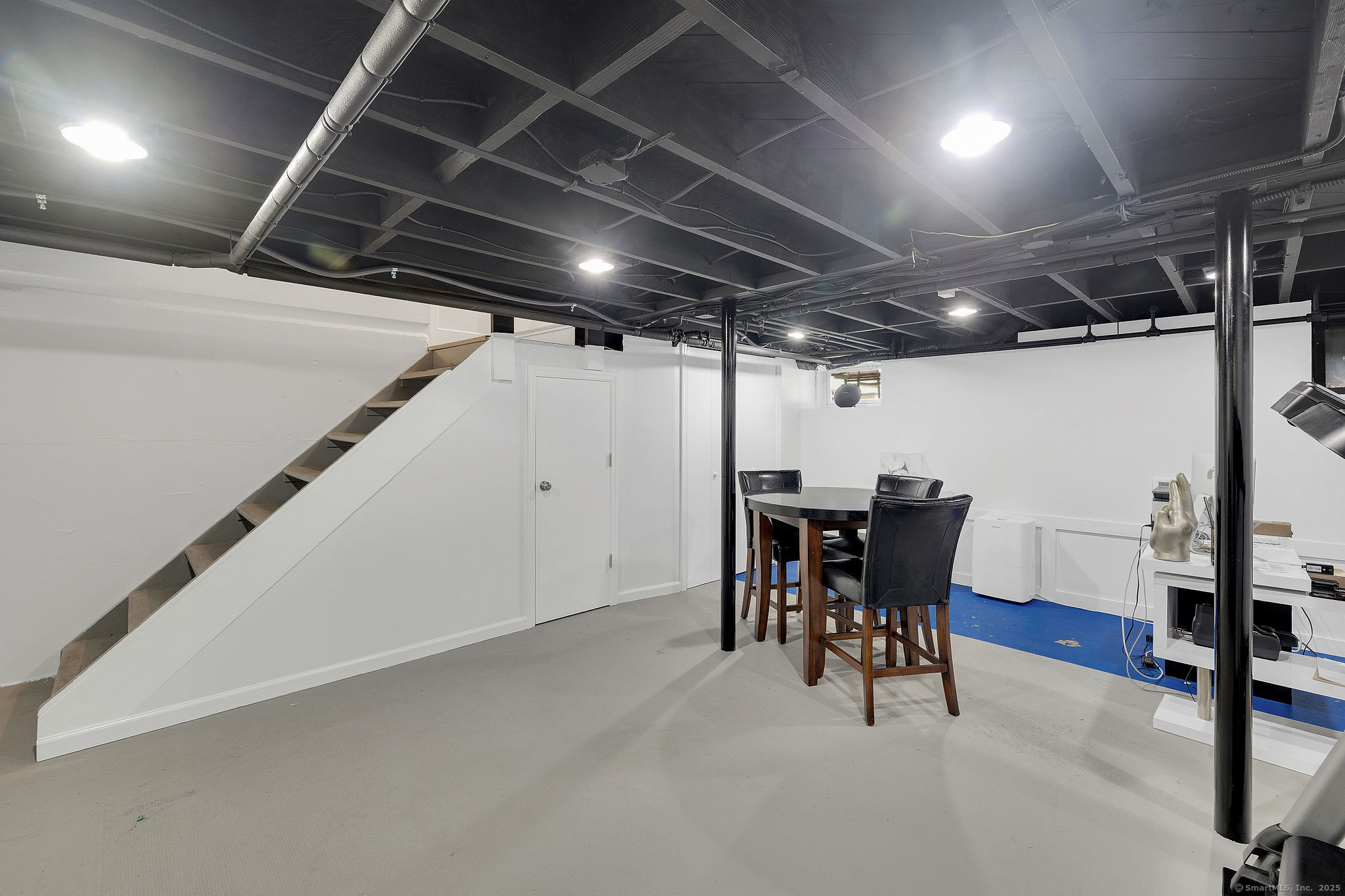 27 Willowbrook Place