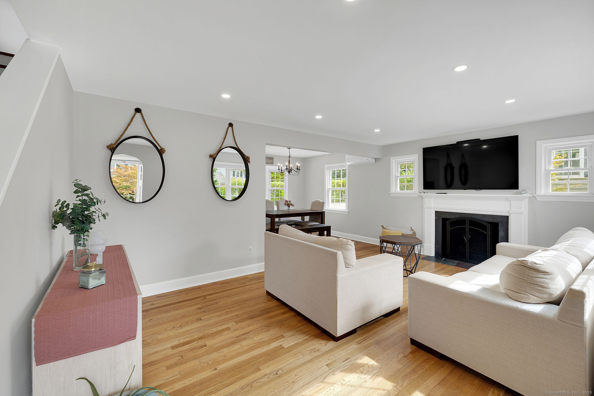 27 Willowbrook Place