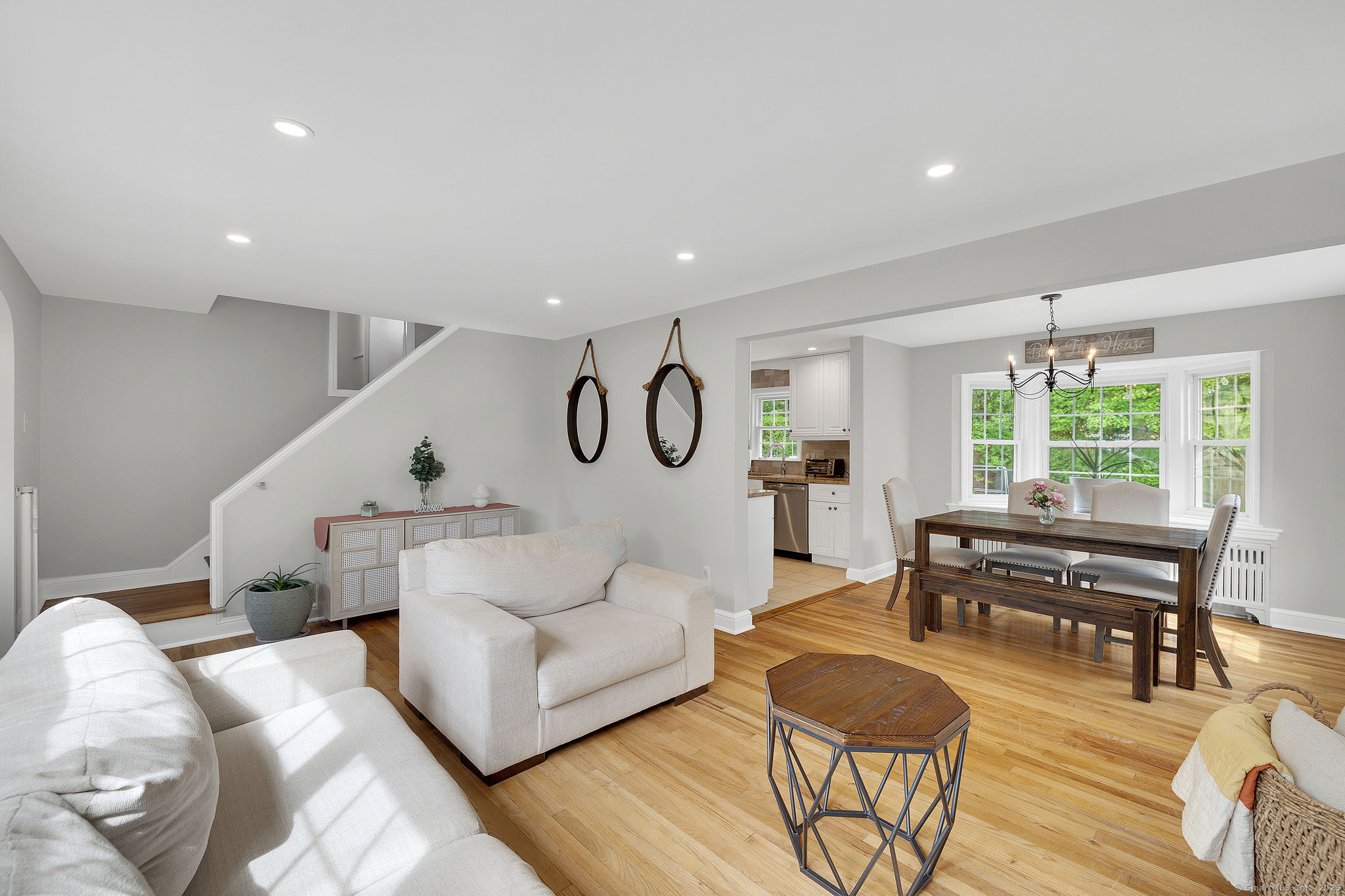 27 Willowbrook Place