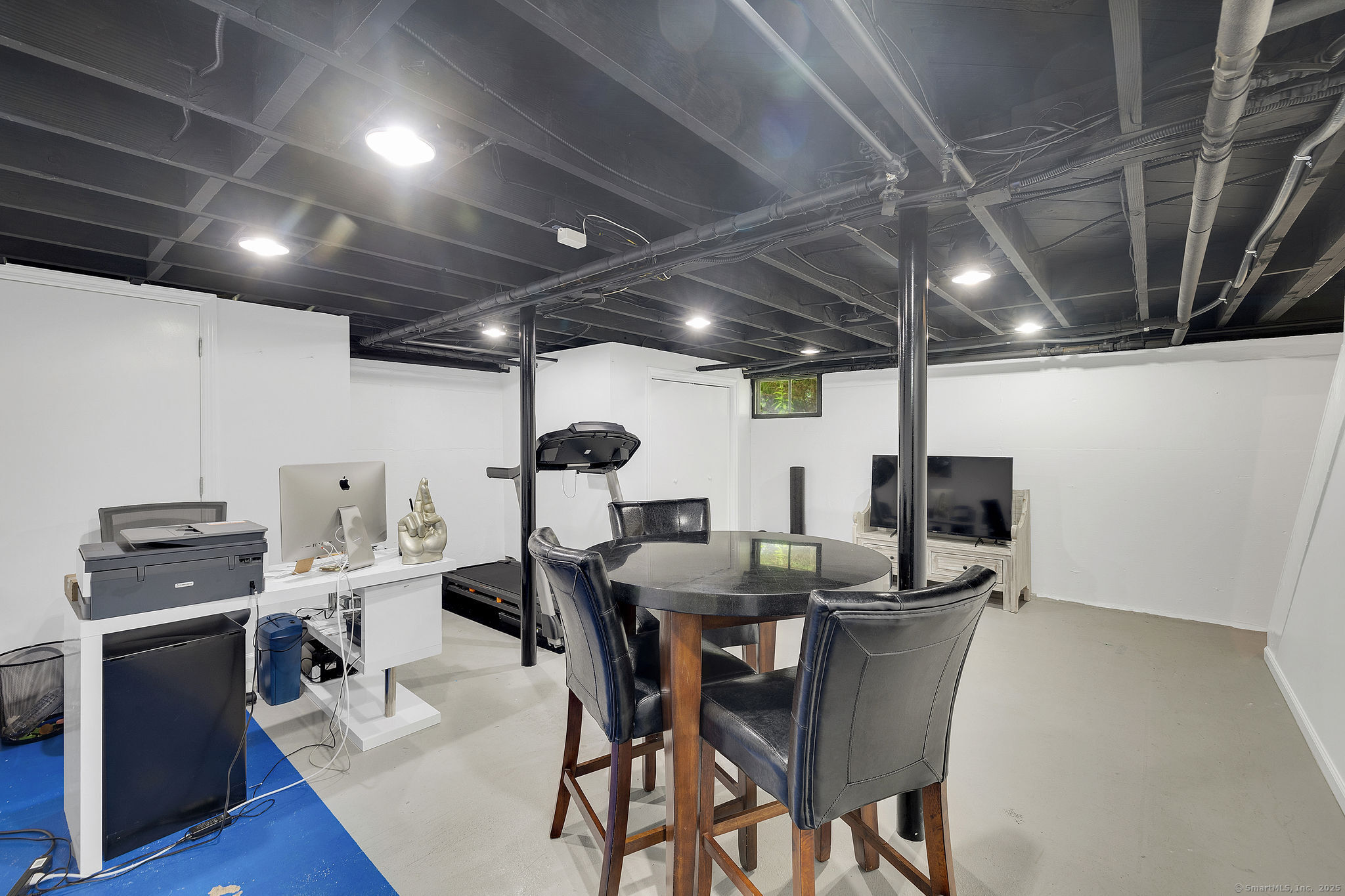 27 Willowbrook Place