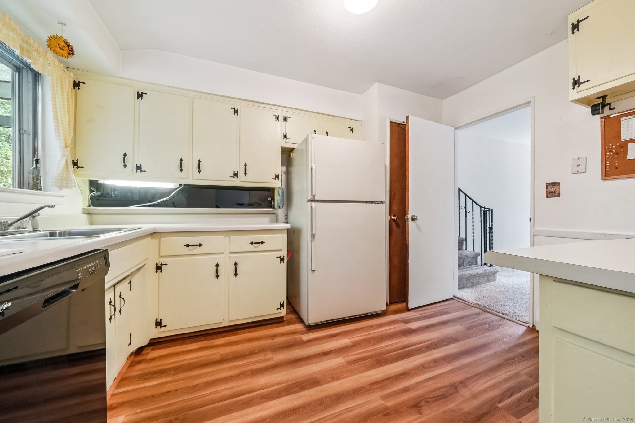 35 Mohawk Drive