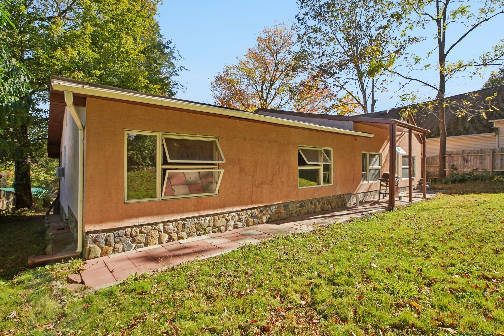 4 Fall Mountain Terrace
