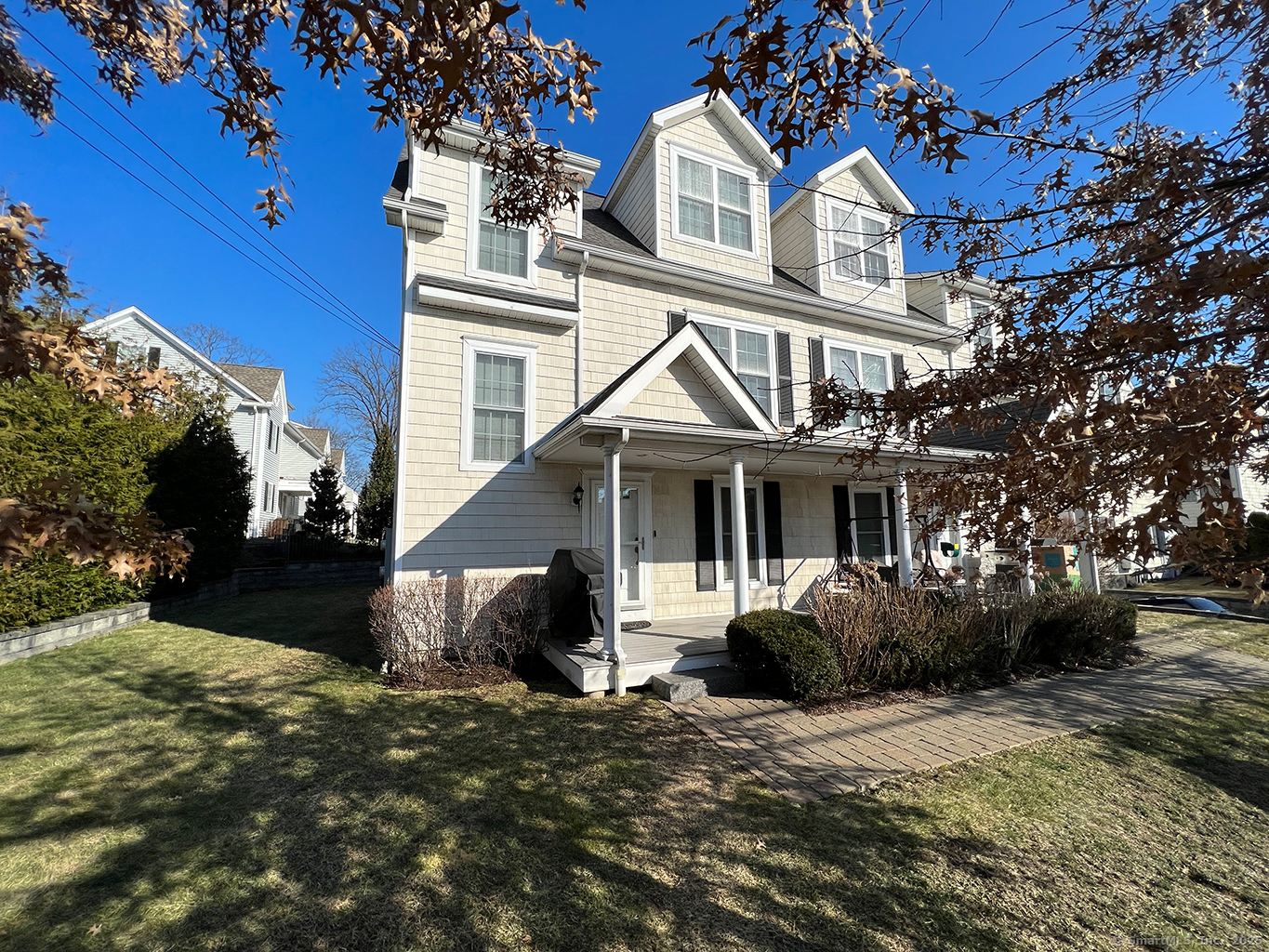 42 Stuart Avenue APT A1