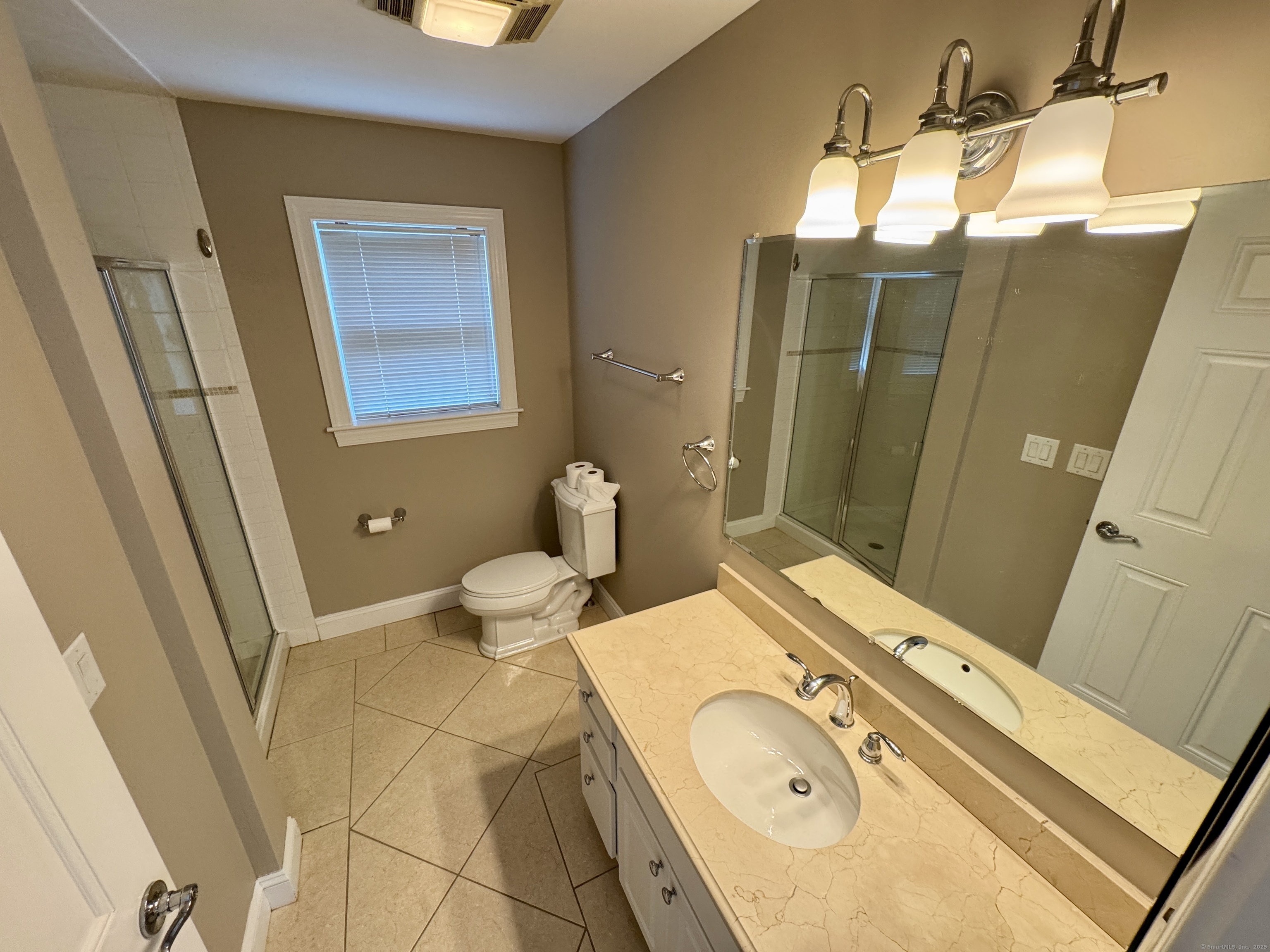 42 Stuart Avenue APT A1