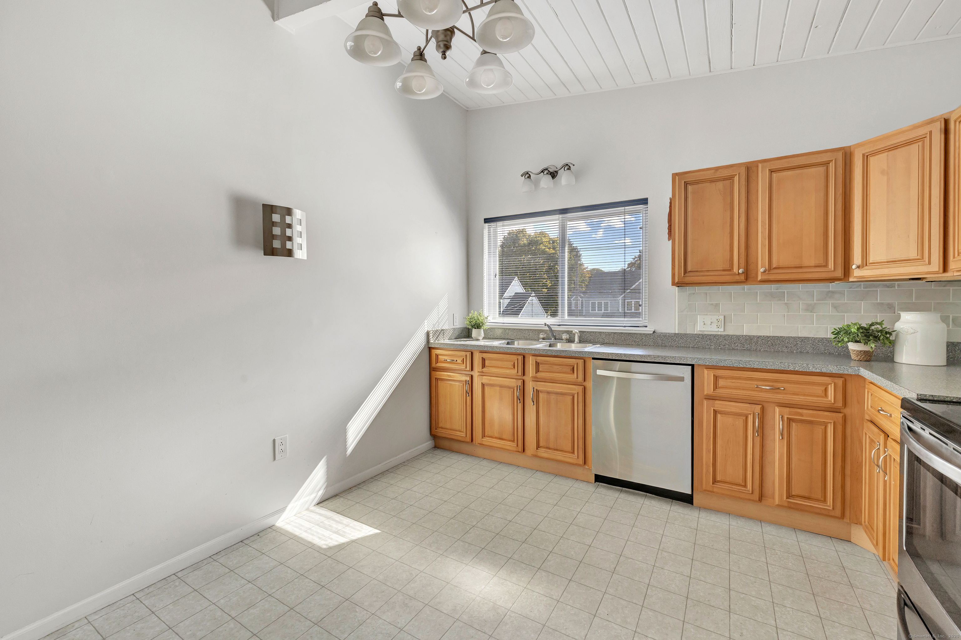 92 Montauk Street 92