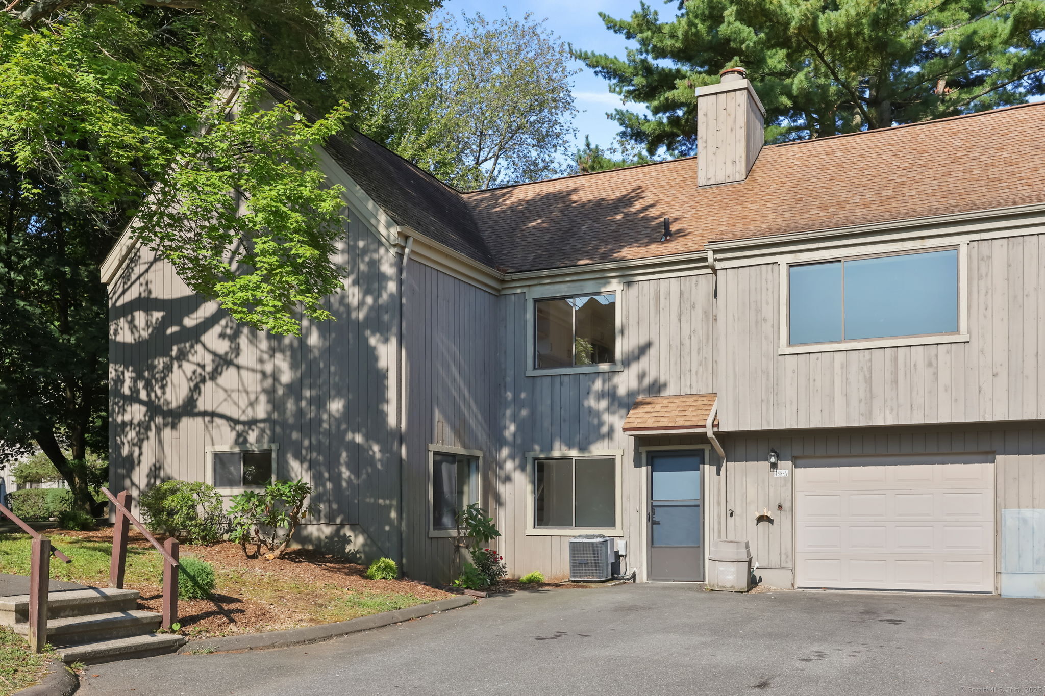 488 Commanche Lane A