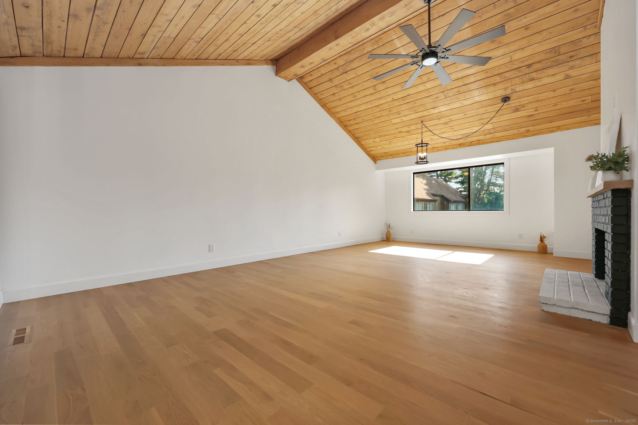 488 Commanche Lane A