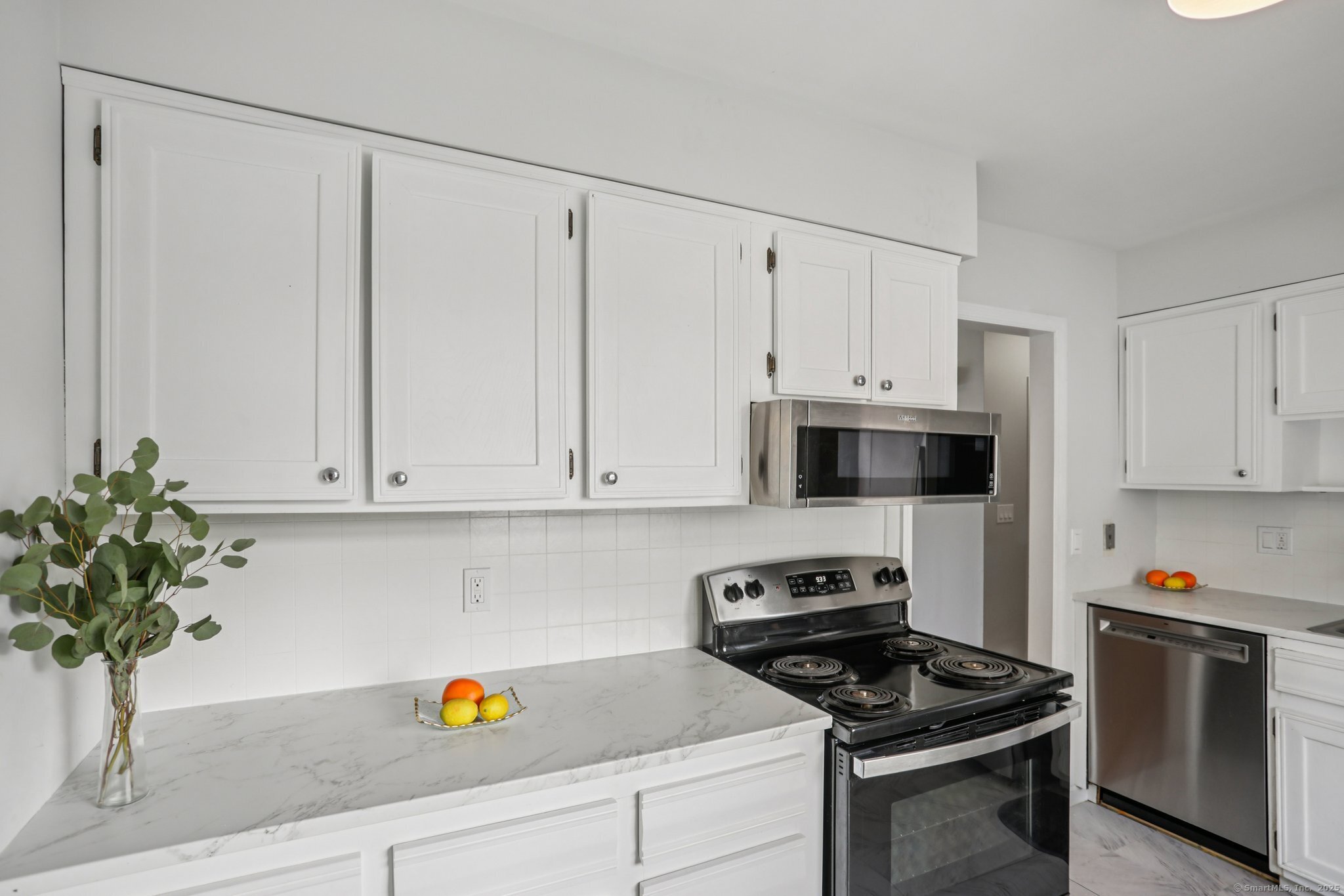 825 Hope Street APT 4