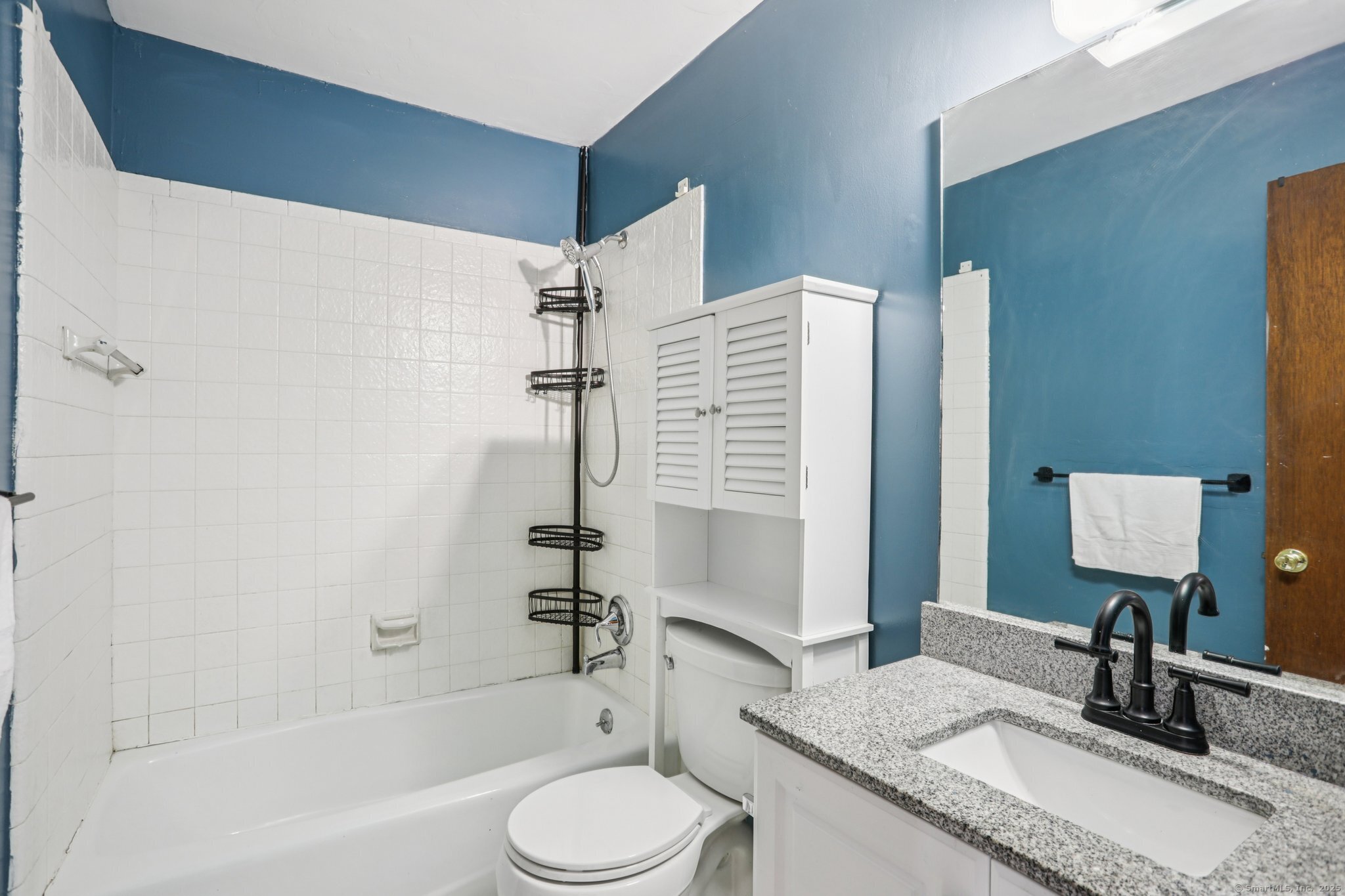 825 Hope Street APT 4