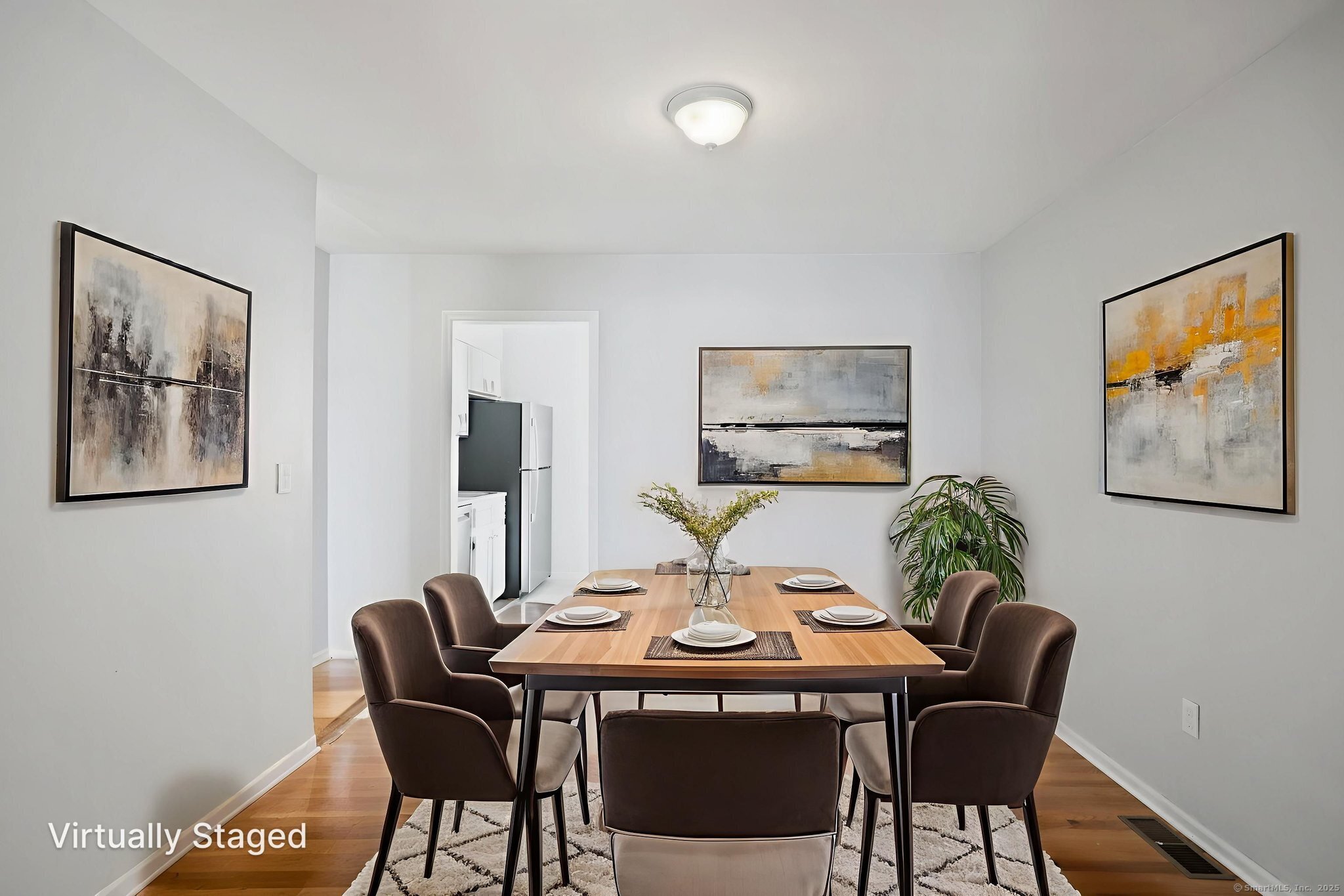 825 Hope Street APT 4