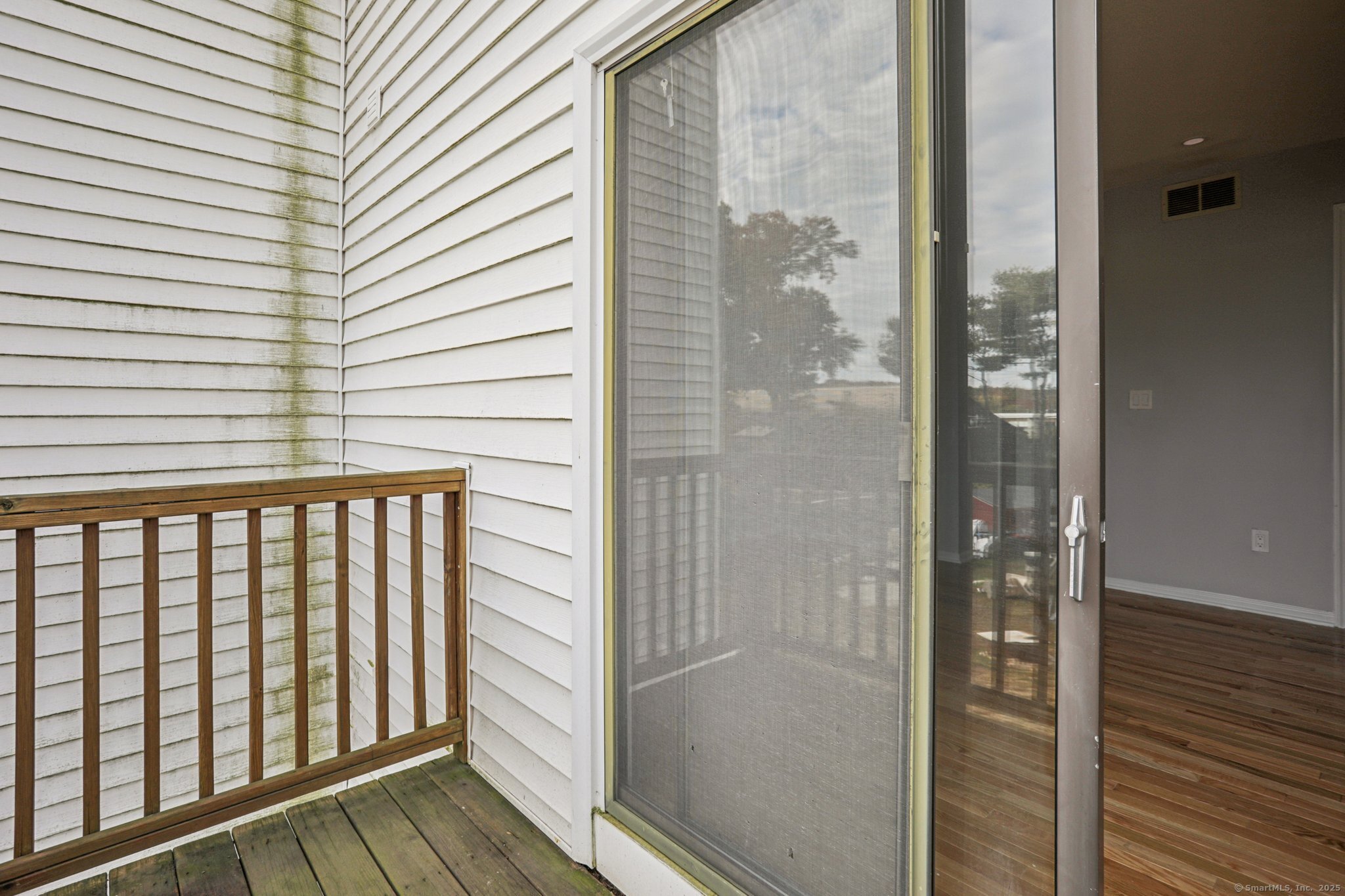 825 Hope Street APT 4