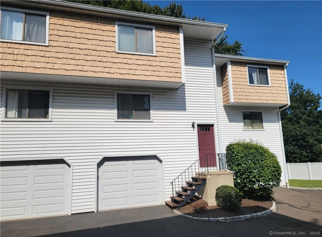 825 Hope Street APT 4