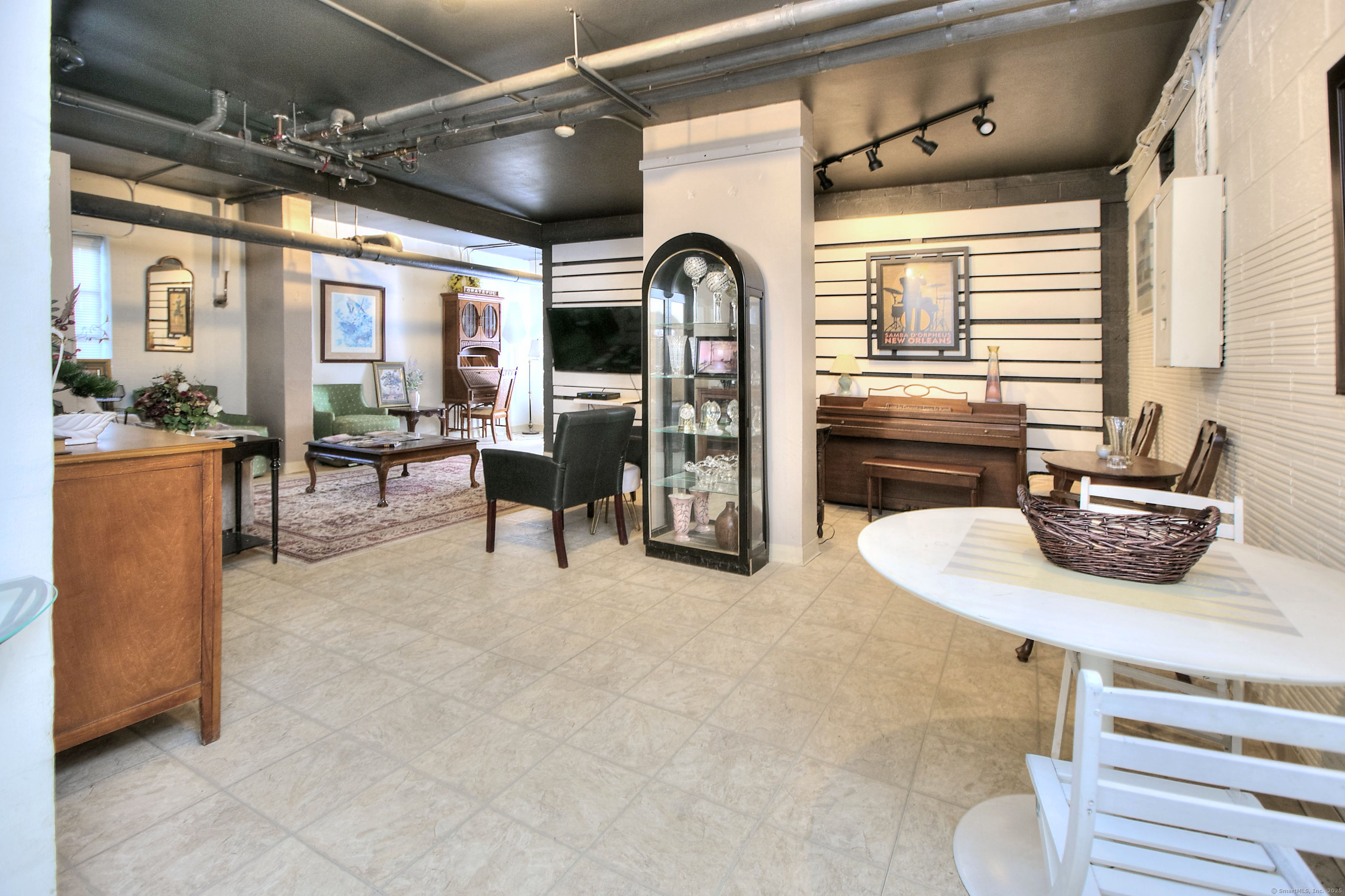 80 Cartright Street 8J