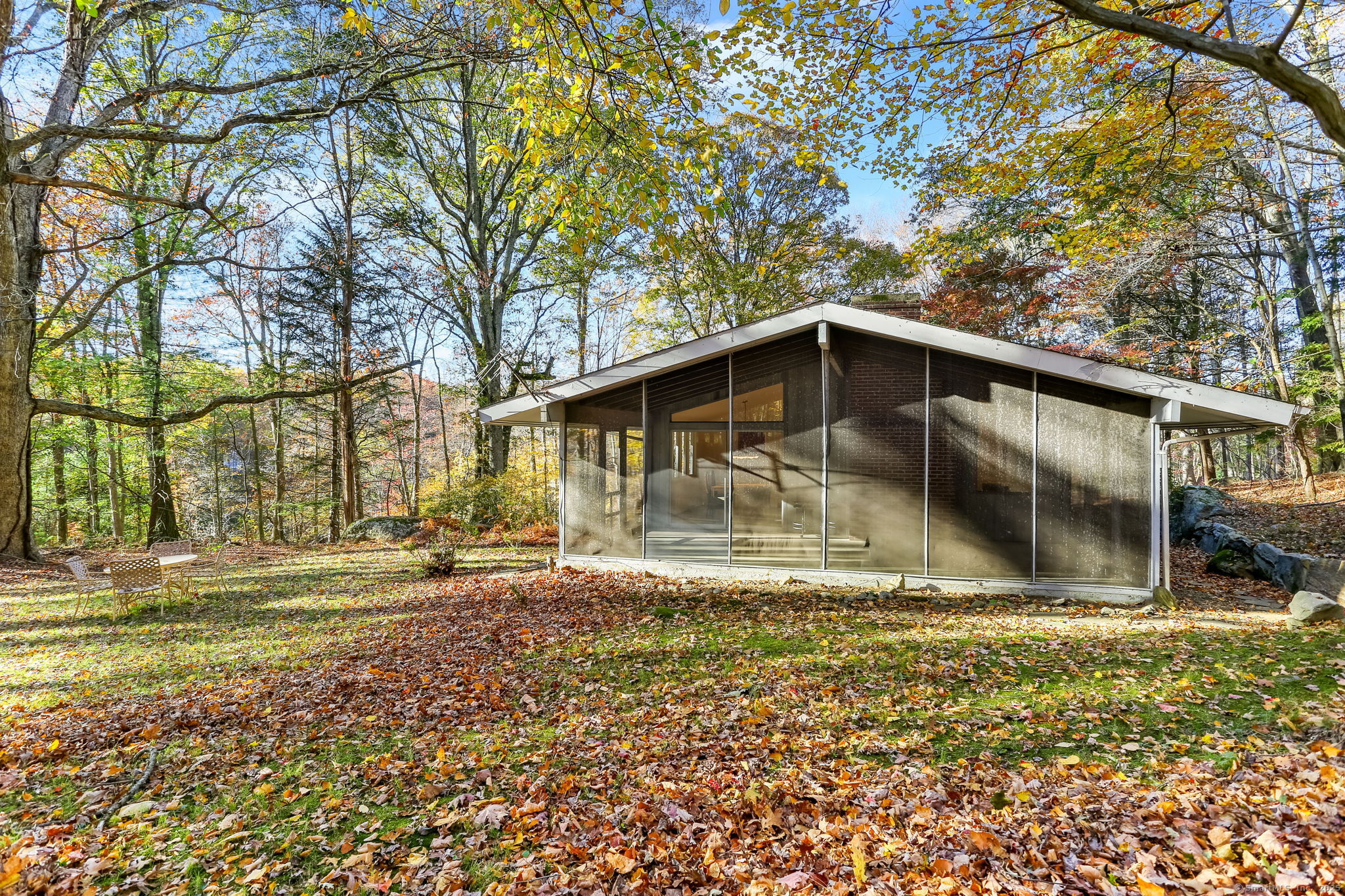 80 Gilbert Highway