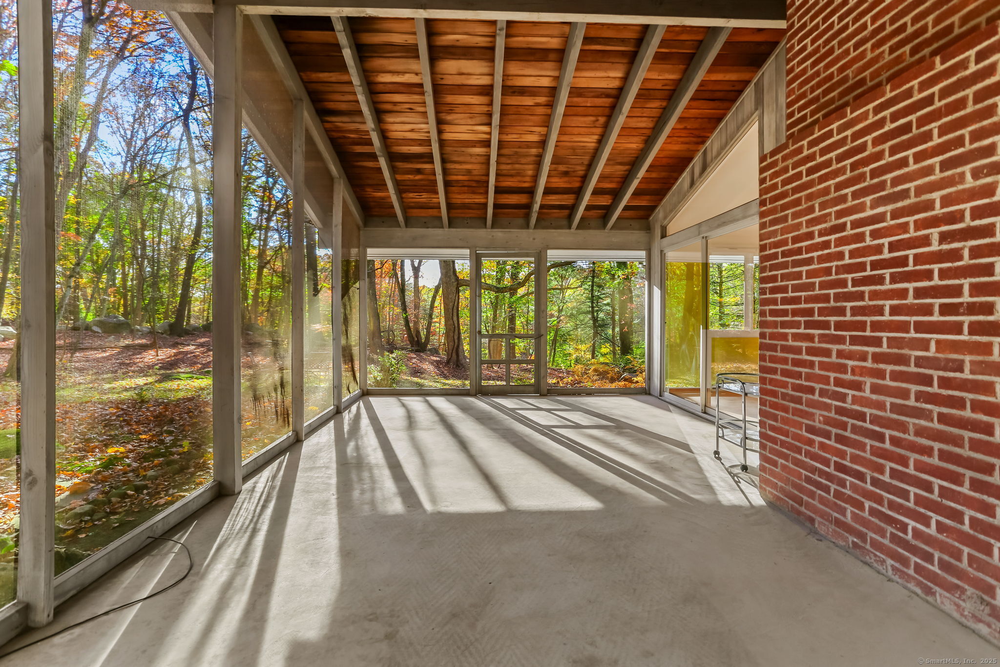 80 Gilbert Highway