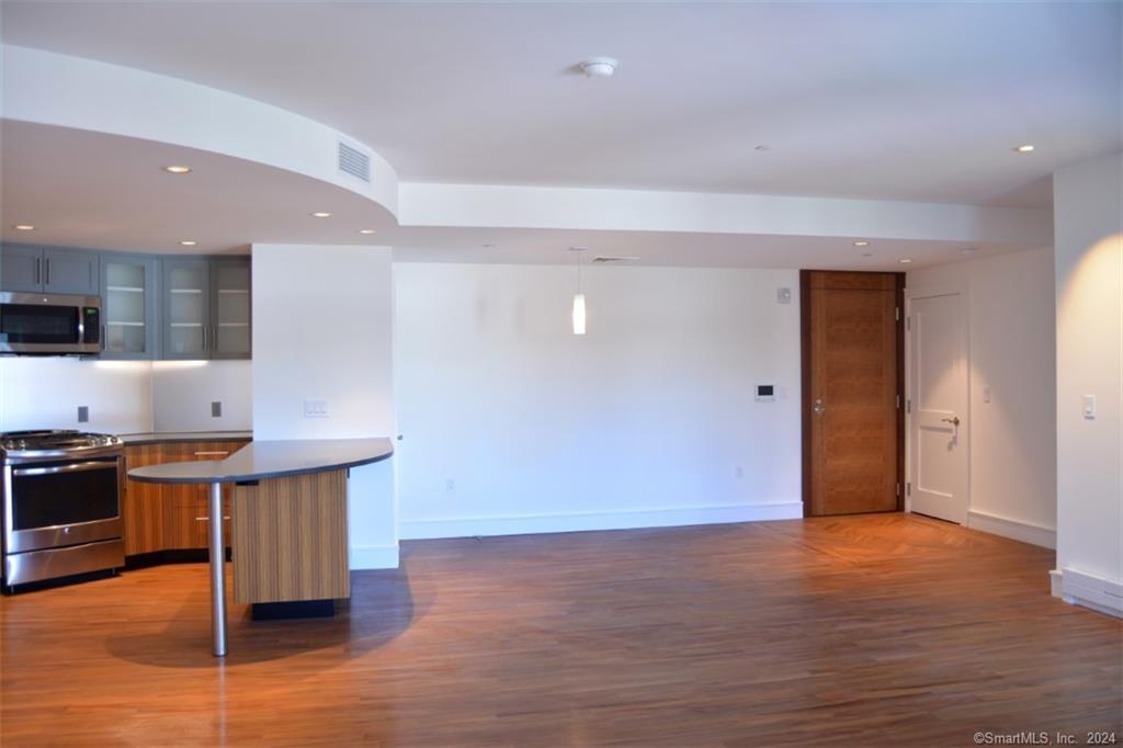 5 Church Lane 402