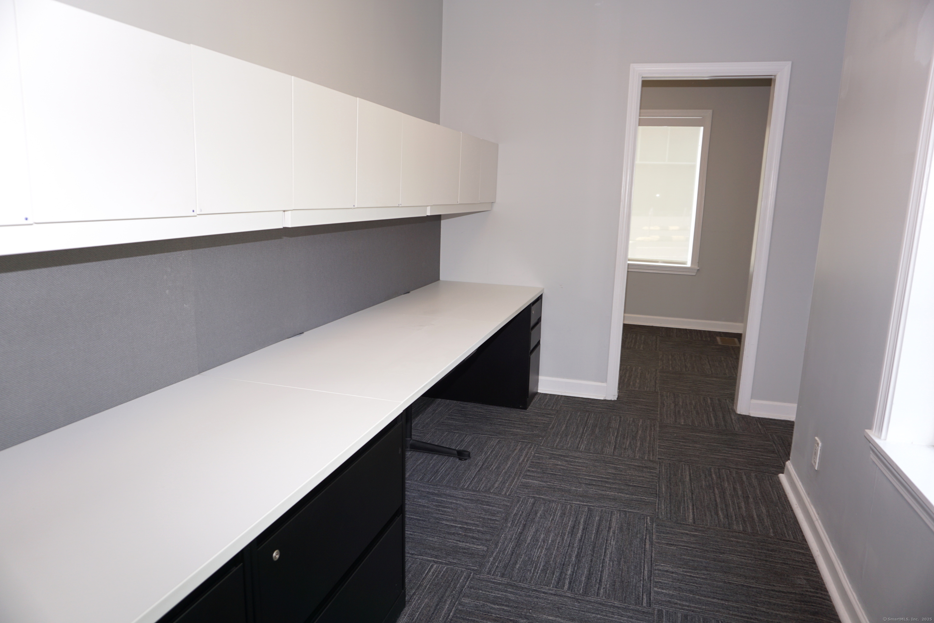 1086 Long Ridge Road Right