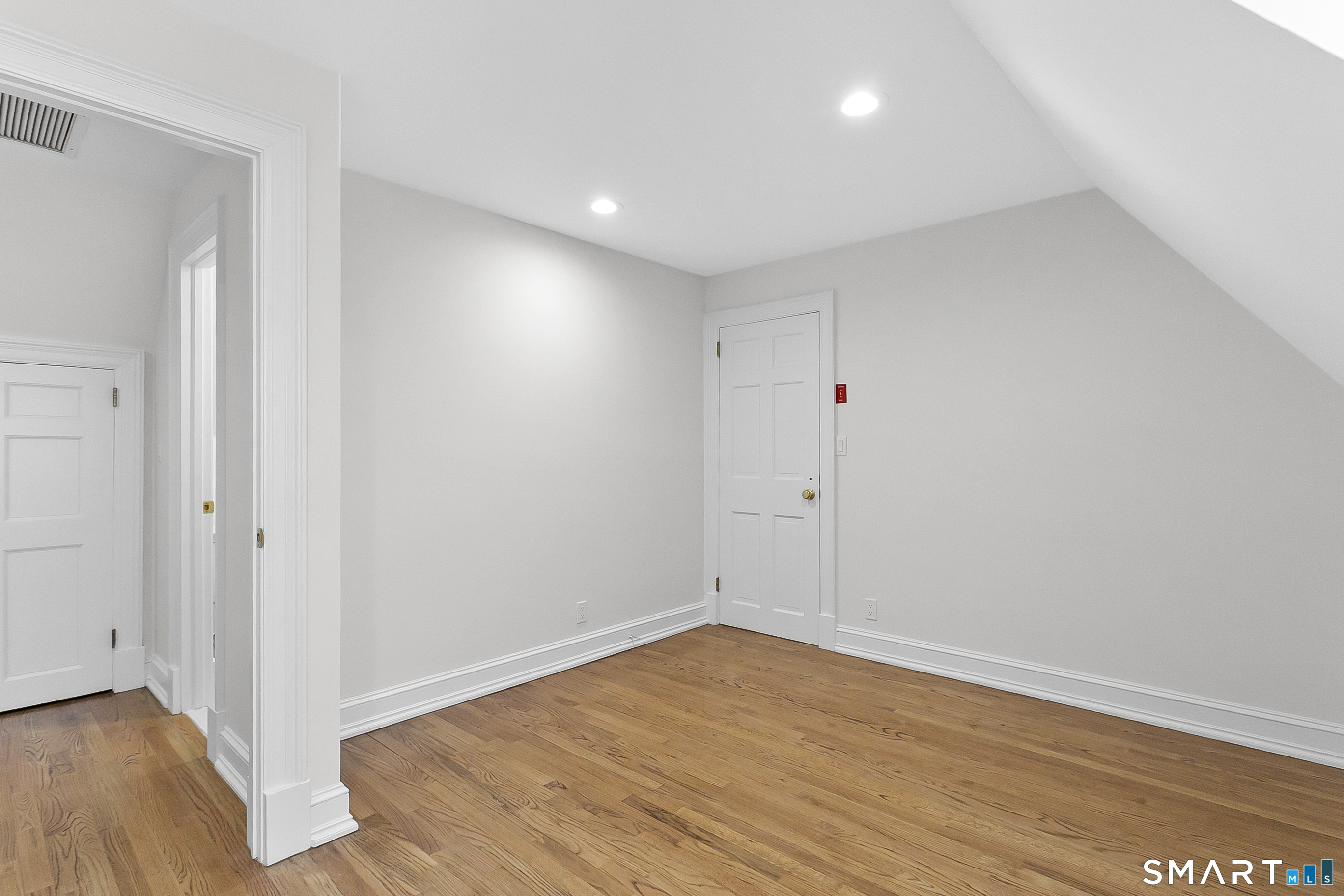 249 Main Street 1