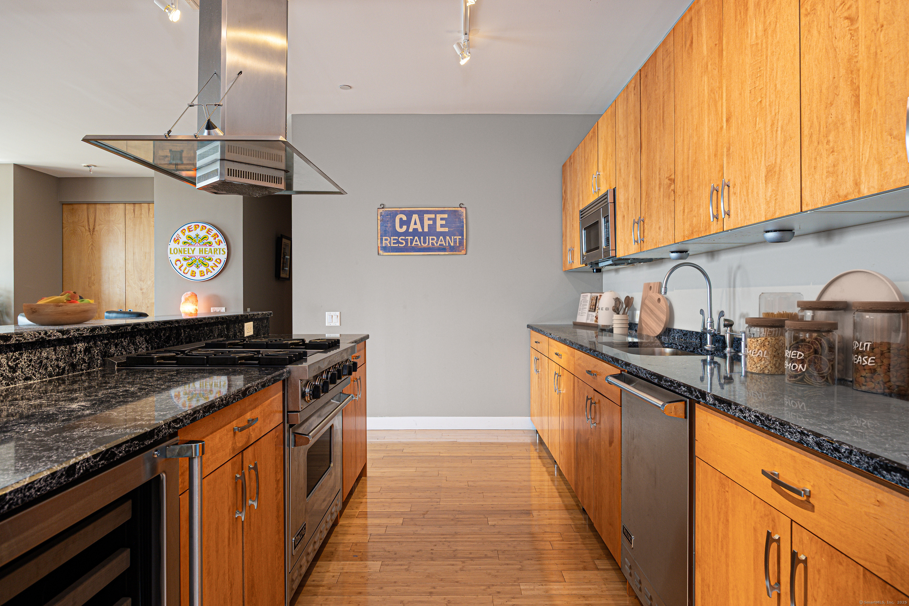 33 North Water Street 804