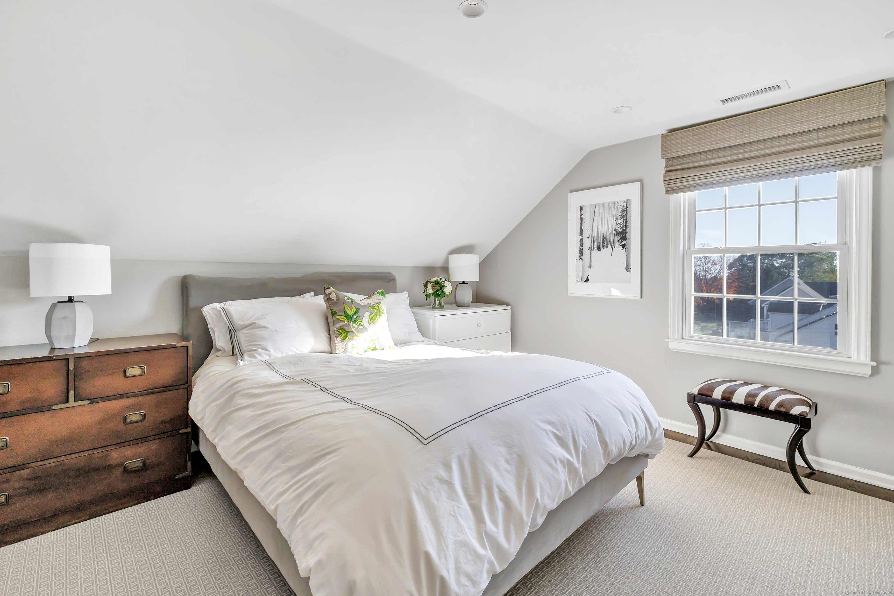 576 Bridgeview Place