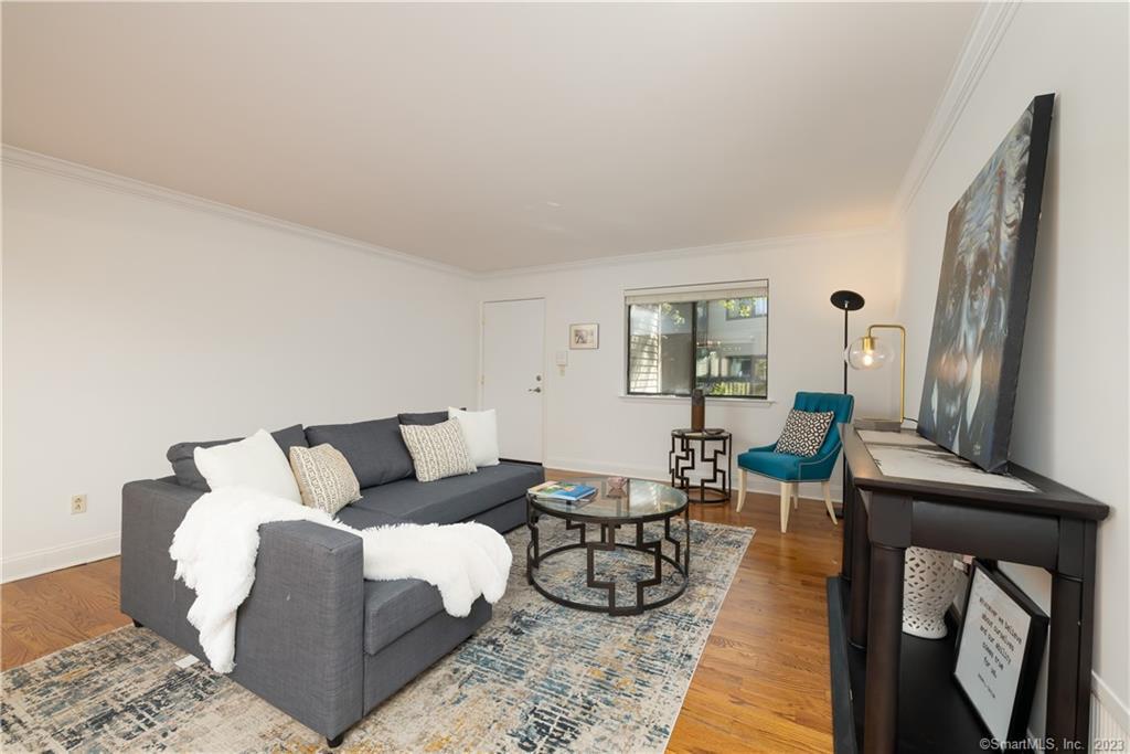 2289 Bedford Street G7