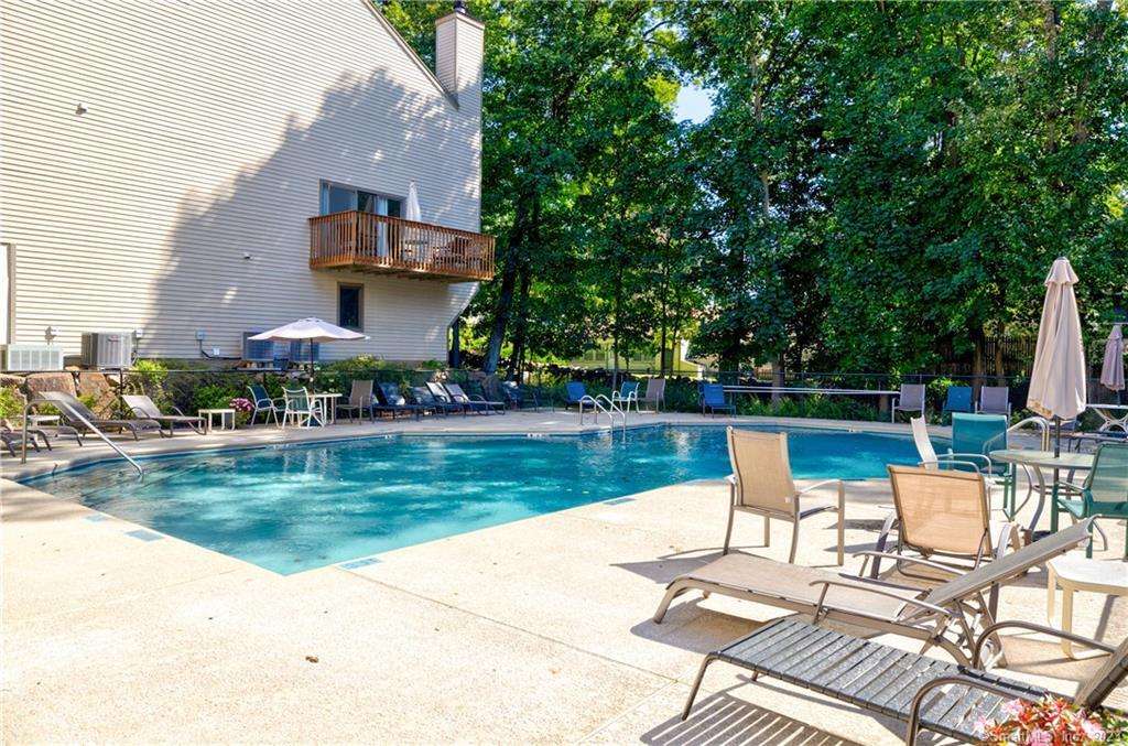 2289 Bedford Street G7