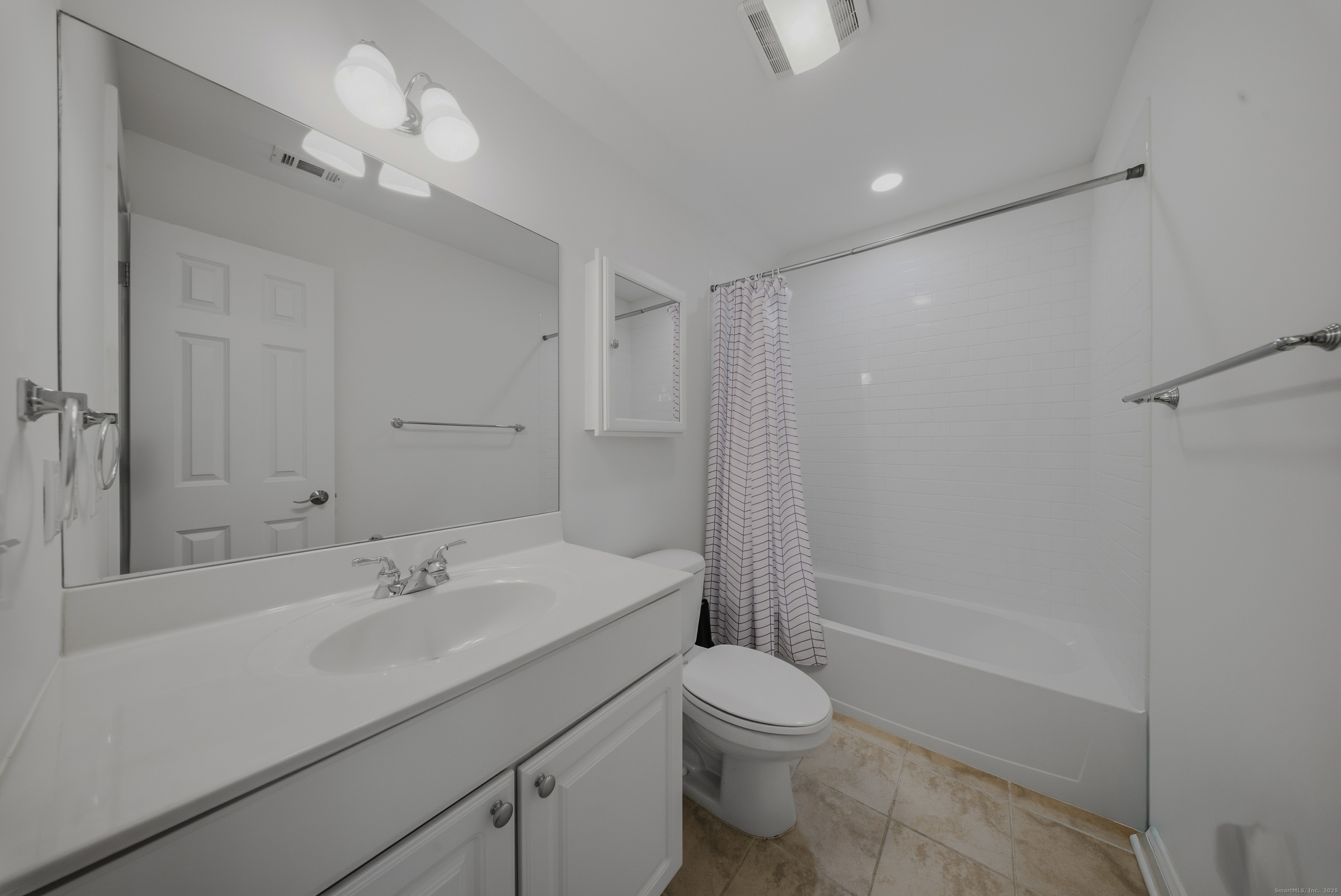 1707 Summer Street APT 3