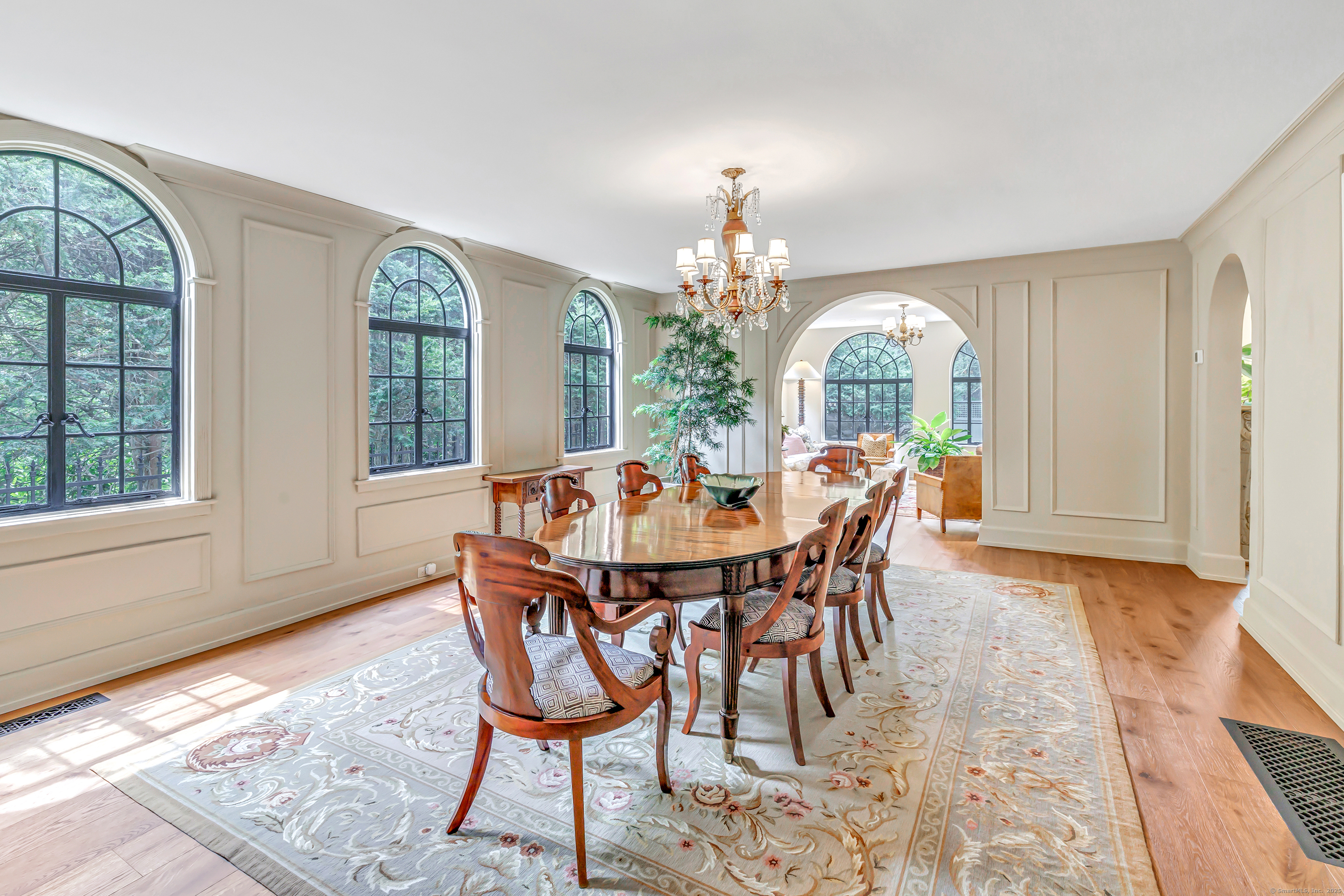 61 Clapboard Hill Road