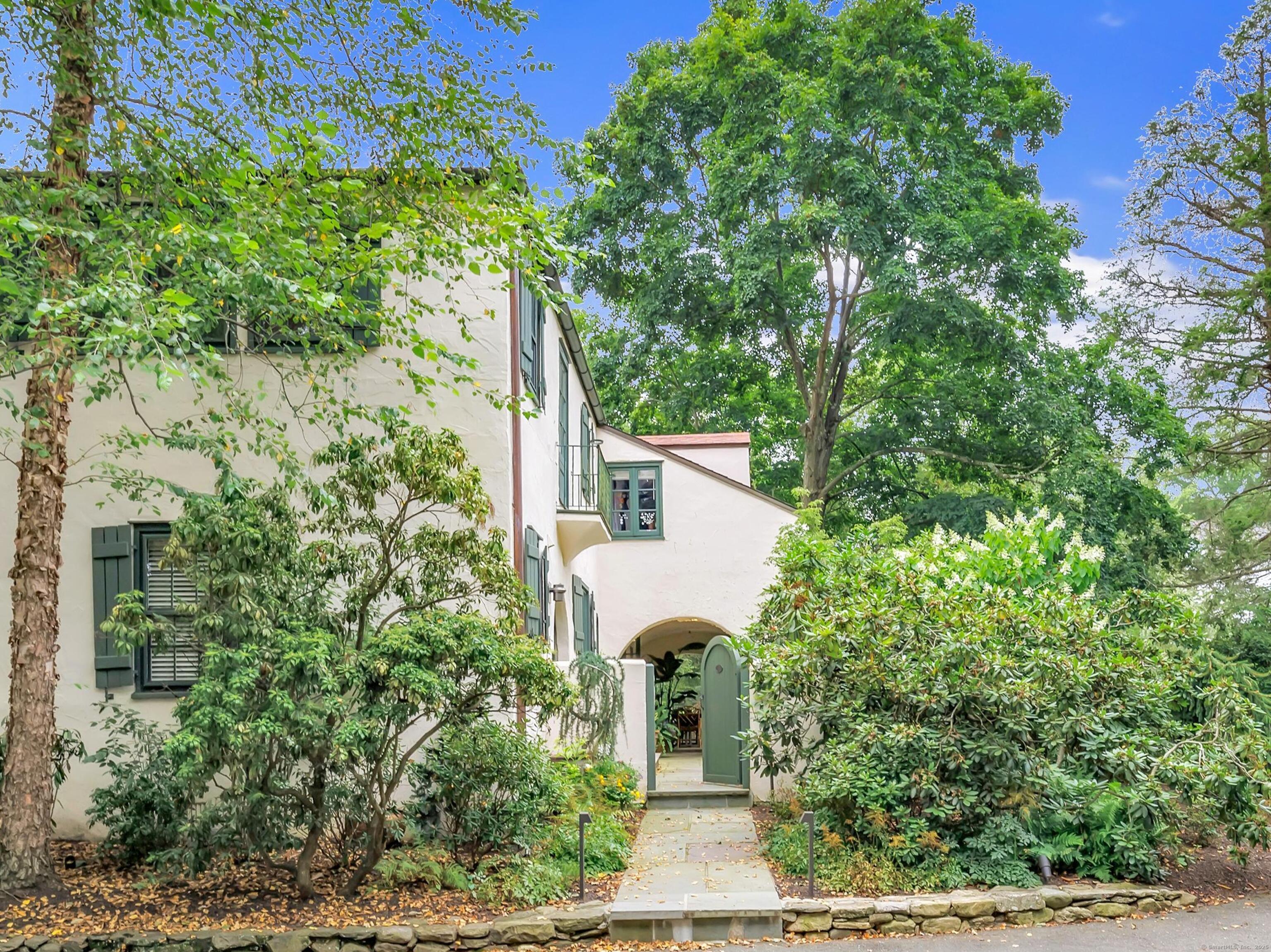 61 Clapboard Hill Road