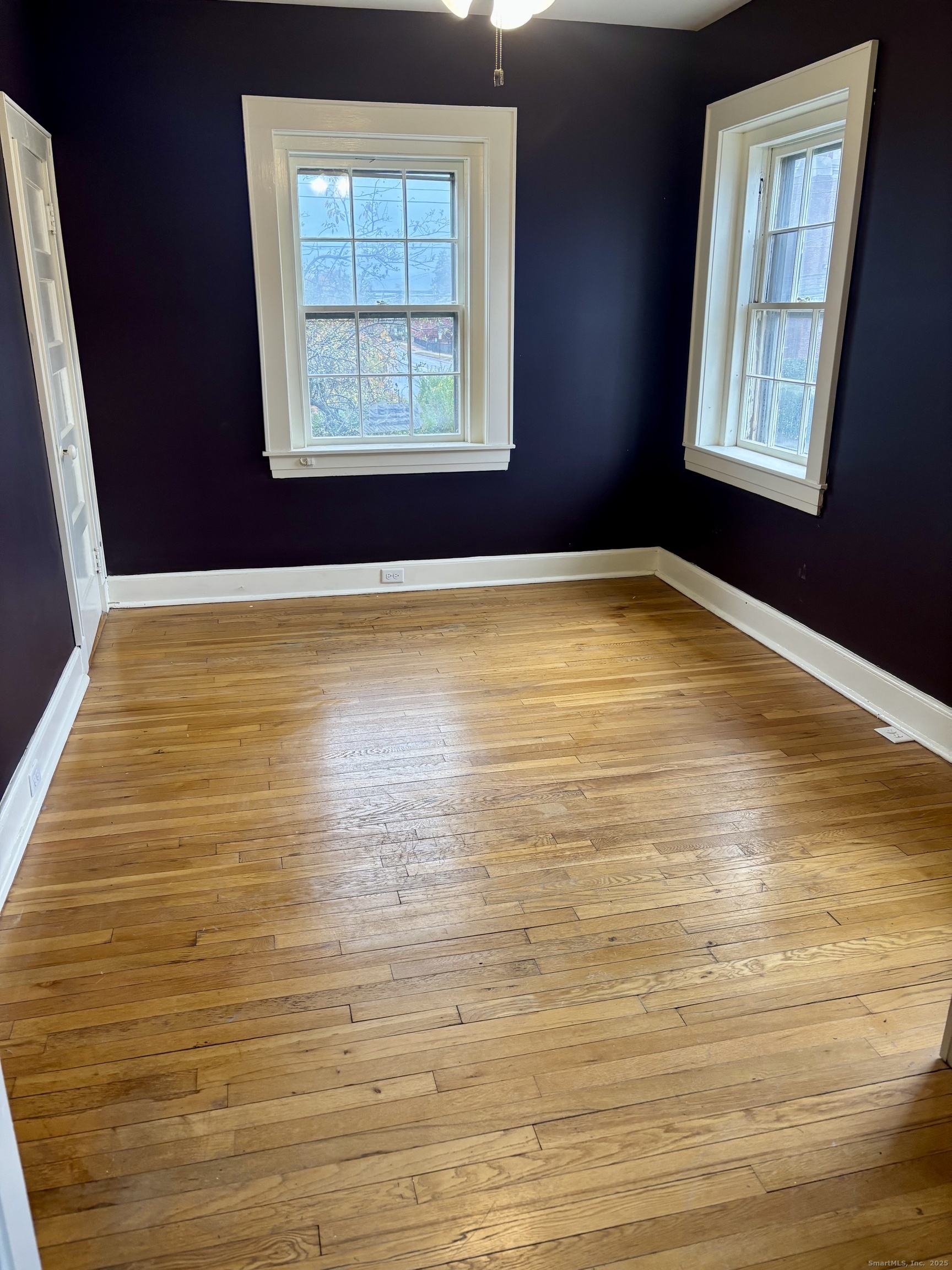 554 Brewster Street 4