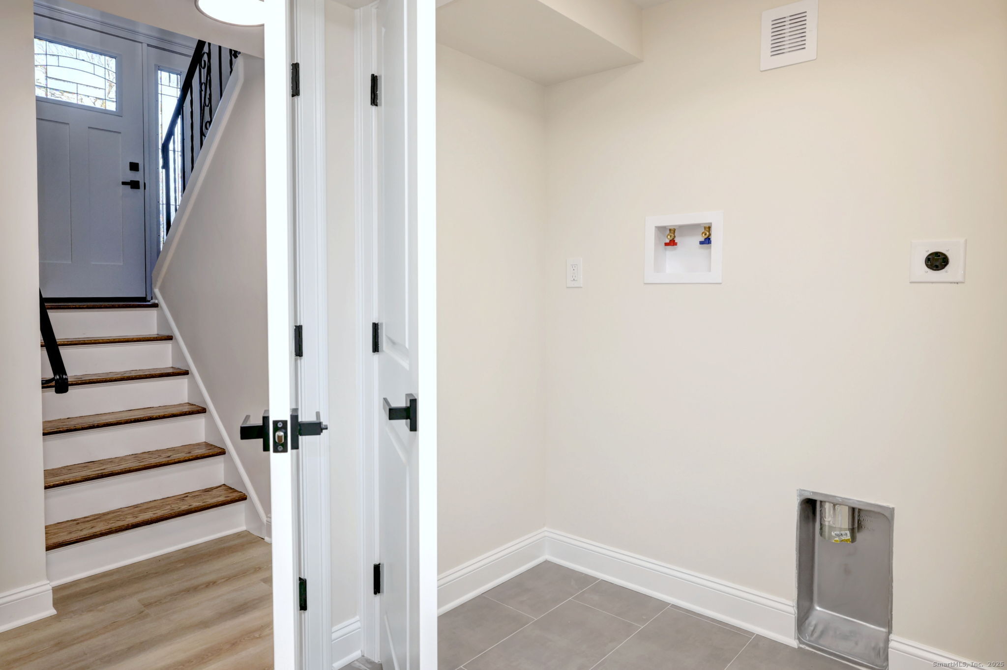 5 Robert Frost Drive